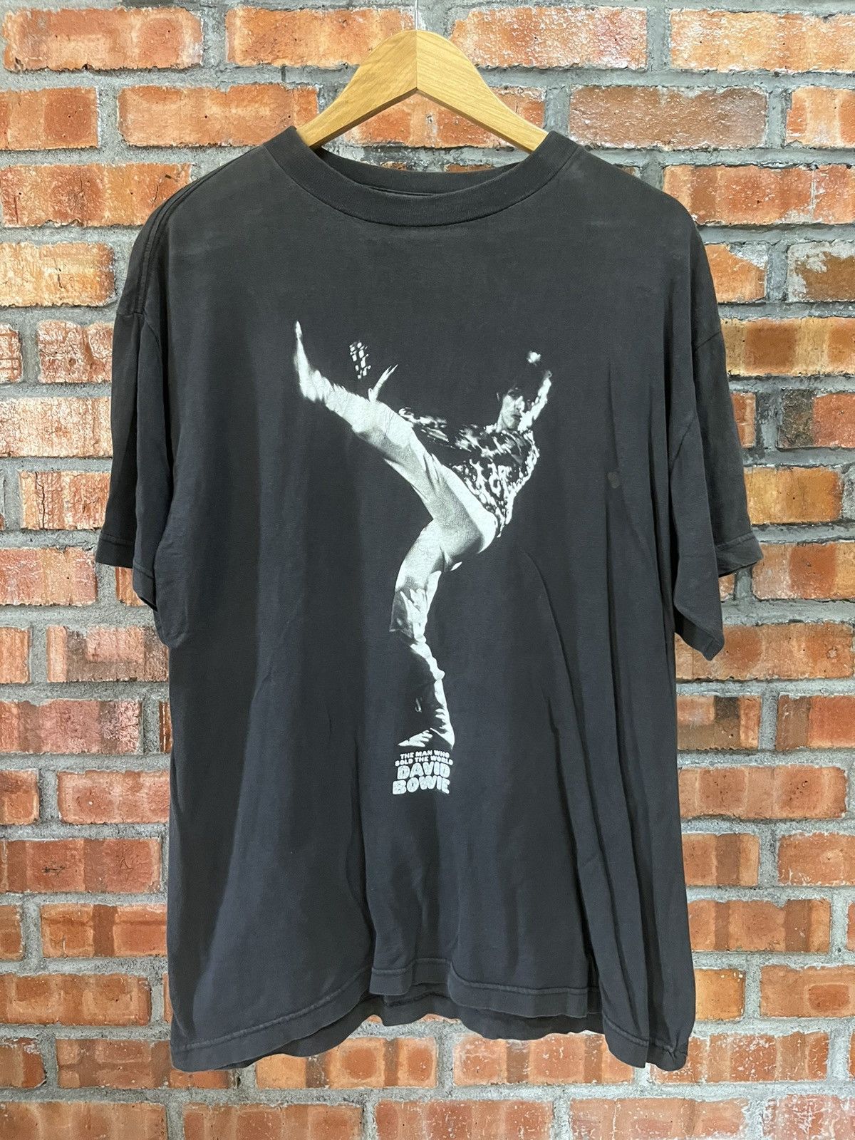 Band Tees Vintage David Bowie The Man Who Sold The World 1994 Size US L / EU 52-54 / 3 - 1 Thumbnail