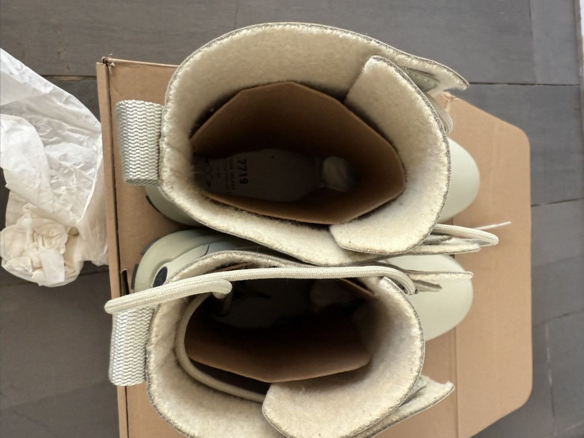 Stone Island Shadow Project Shadow Project Ecru Chapter 2 Duck Boots Size US 11 / EU 44 - 10 Thumbnail