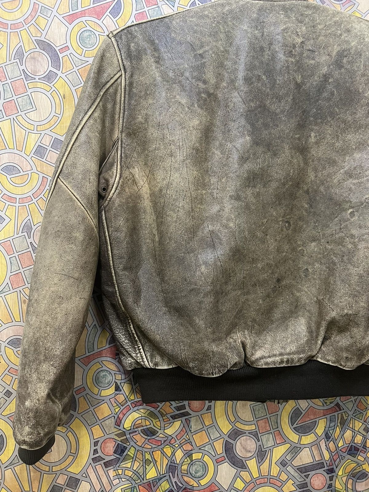 Chevignon Leather flight jacket CHEVIGNON ROLL AIRFLYTE. (GJ36) Size US M / EU 48-50 / 2 - 13 Thumbnail