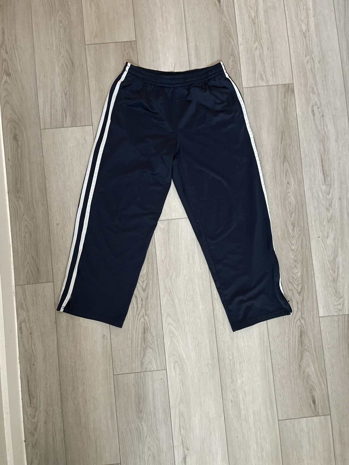 Other addidas sweats Size US 30 / EU 46 - 1 Thumbnail