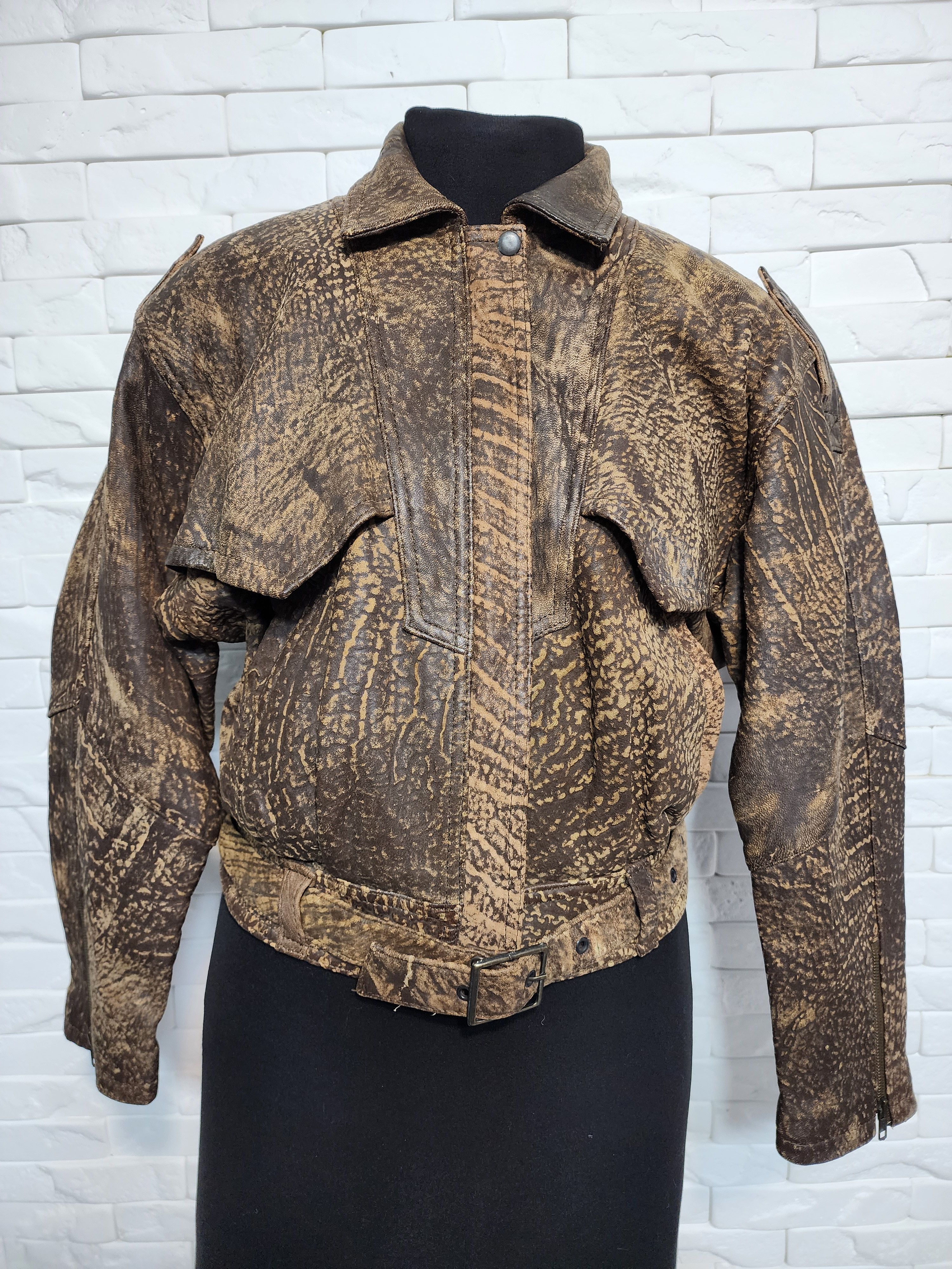 Other Brown Leather Cropped Jacket: Women's Belted Design Size M / US 6-8 / IT 42-44 - 1 Thumbnail
