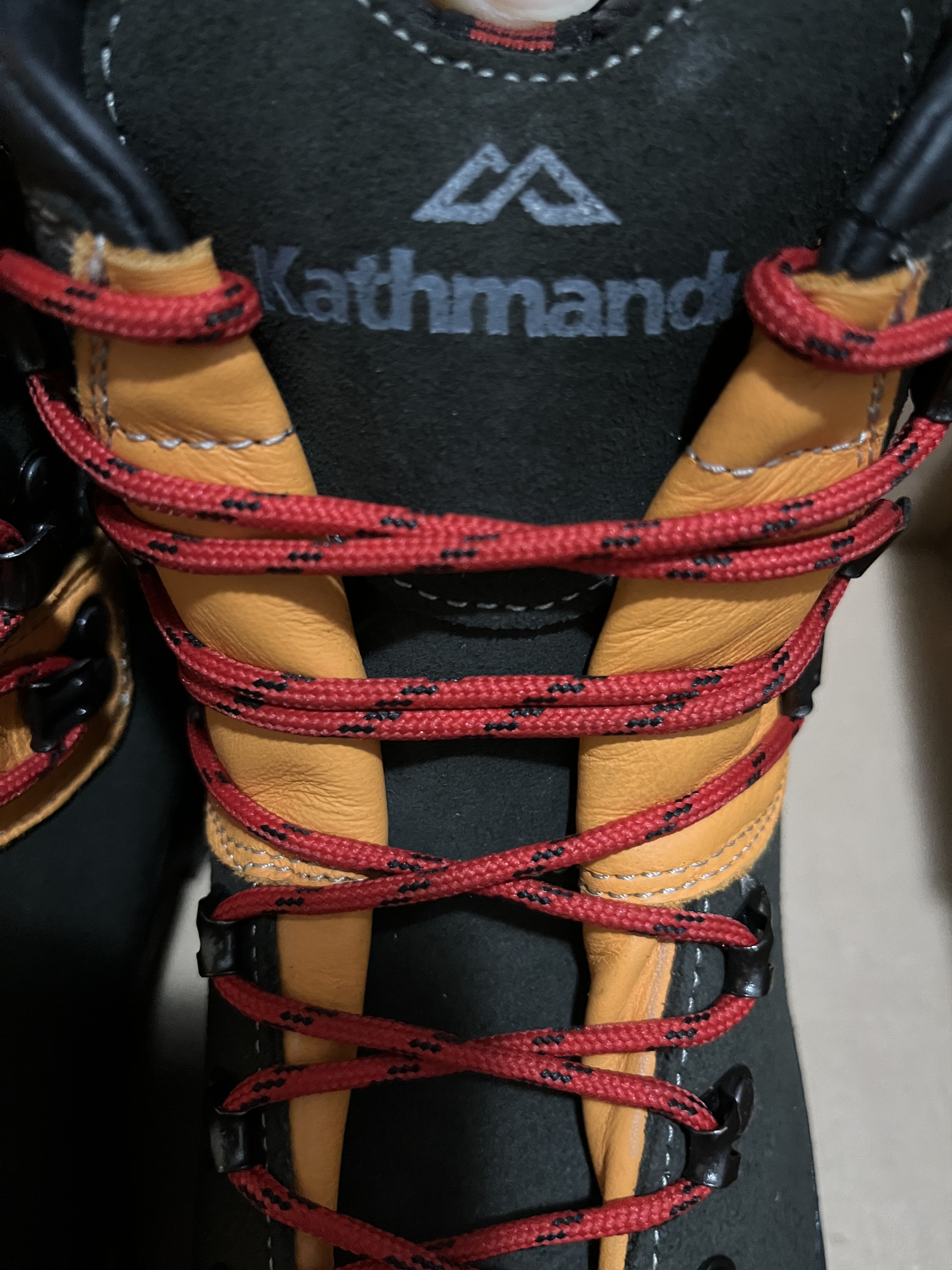 Kathmandu × Vibram XT Fitzgerald NGX Mountaineering Boots Made In Italy Size US 9 / EU 42 - 8 Thumbnail