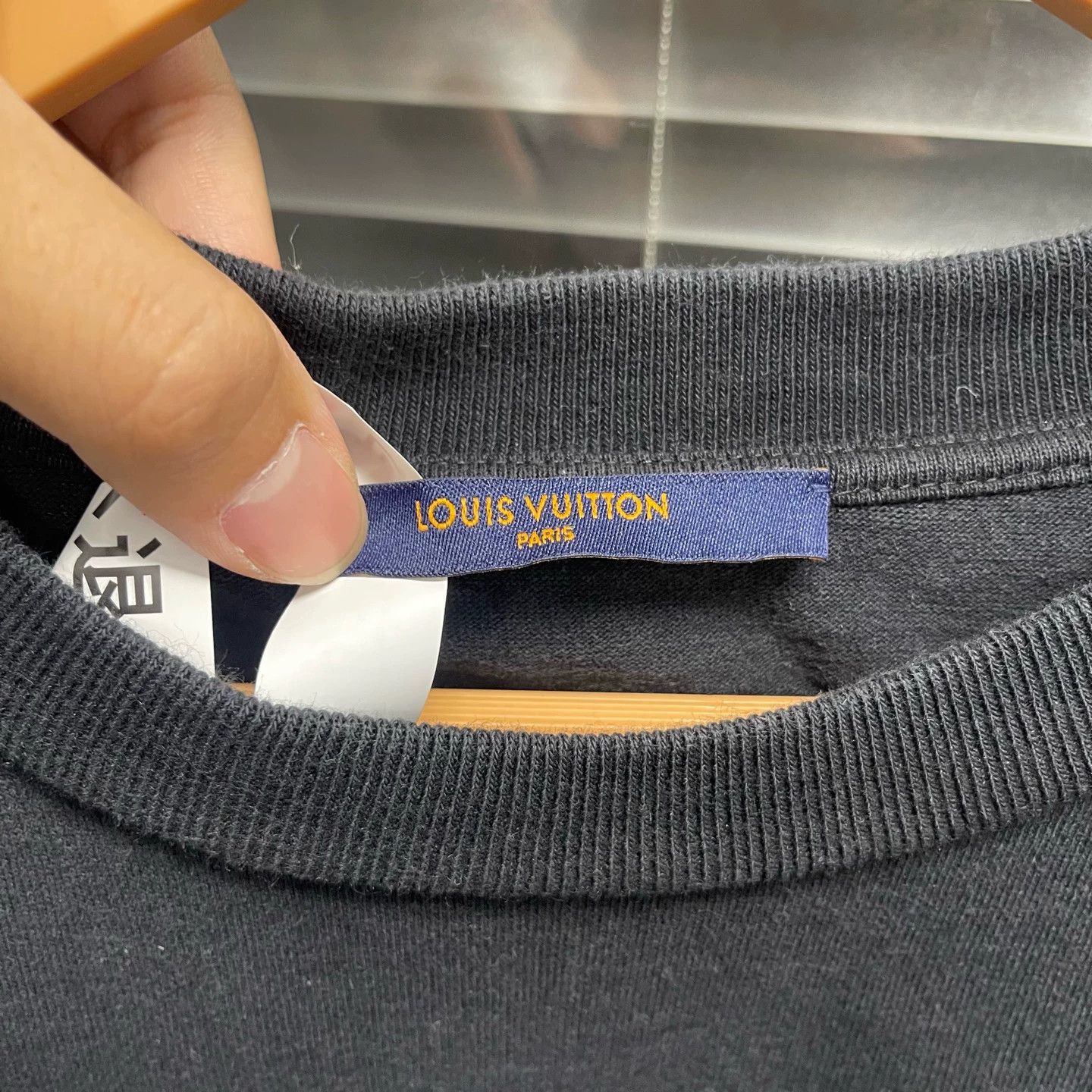Louis Vuitton Louis Vuitton Pocket Woven Black Short Sleeve XXL 99 New Size US XXL / EU 58 / 5 - 3 Thumbnail