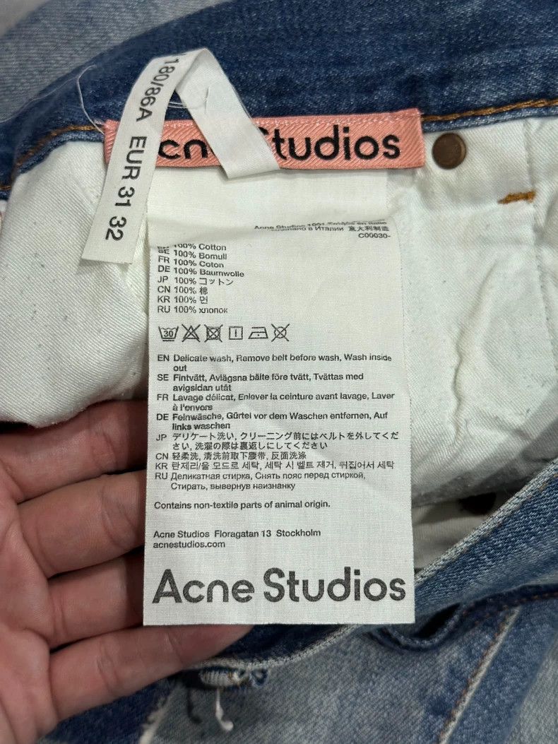 Acne Studios Acne Studios Blue loose patchwork jeans Size US 31 - 3 Thumbnail