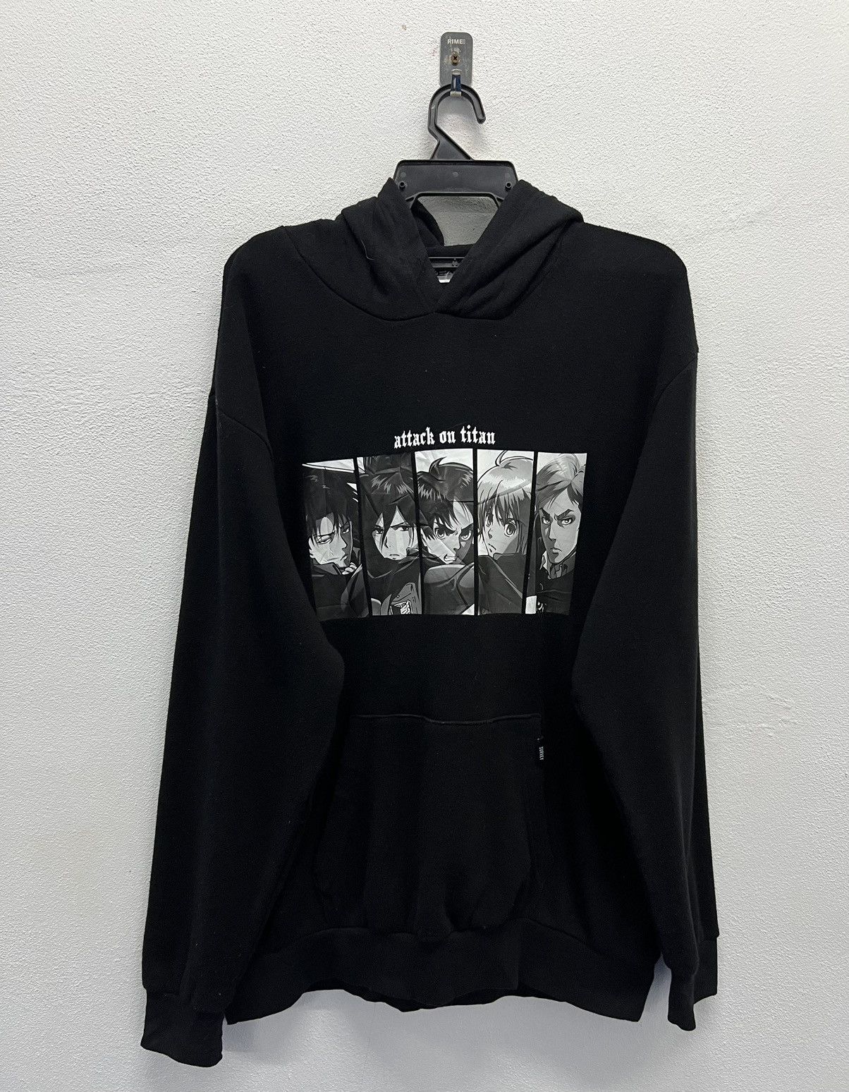 Anime × Japanese Brand × Vintage VINTAGE ATTACK ON TITAN HOODIE Size US XXL / EU 58 / 5 - 1 Thumbnail