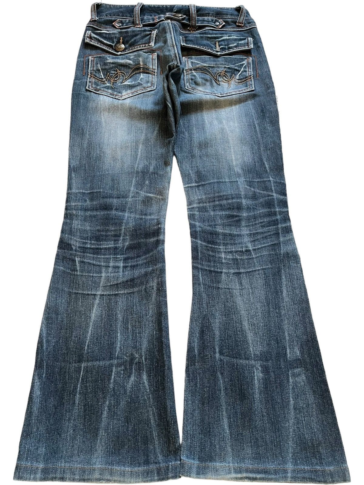 Bcbgmaxazria × Japanese Brand SALES🔥Vintage Japanese BCBG Buckle Flare Jeans Size 29" - 2 Thumbnail