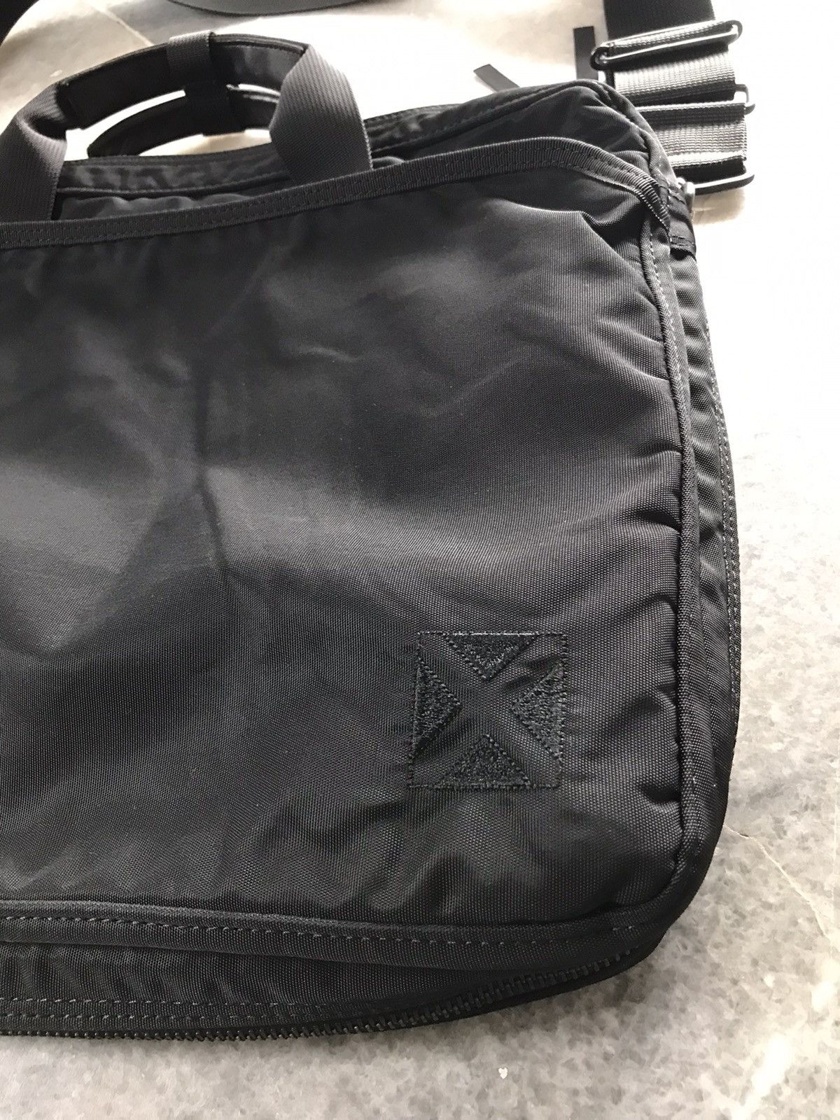 Japanese Brand × Porter Vintage Luggage Label Yoshida Messenger Bag Size ONE SIZE - 2 Thumbnail