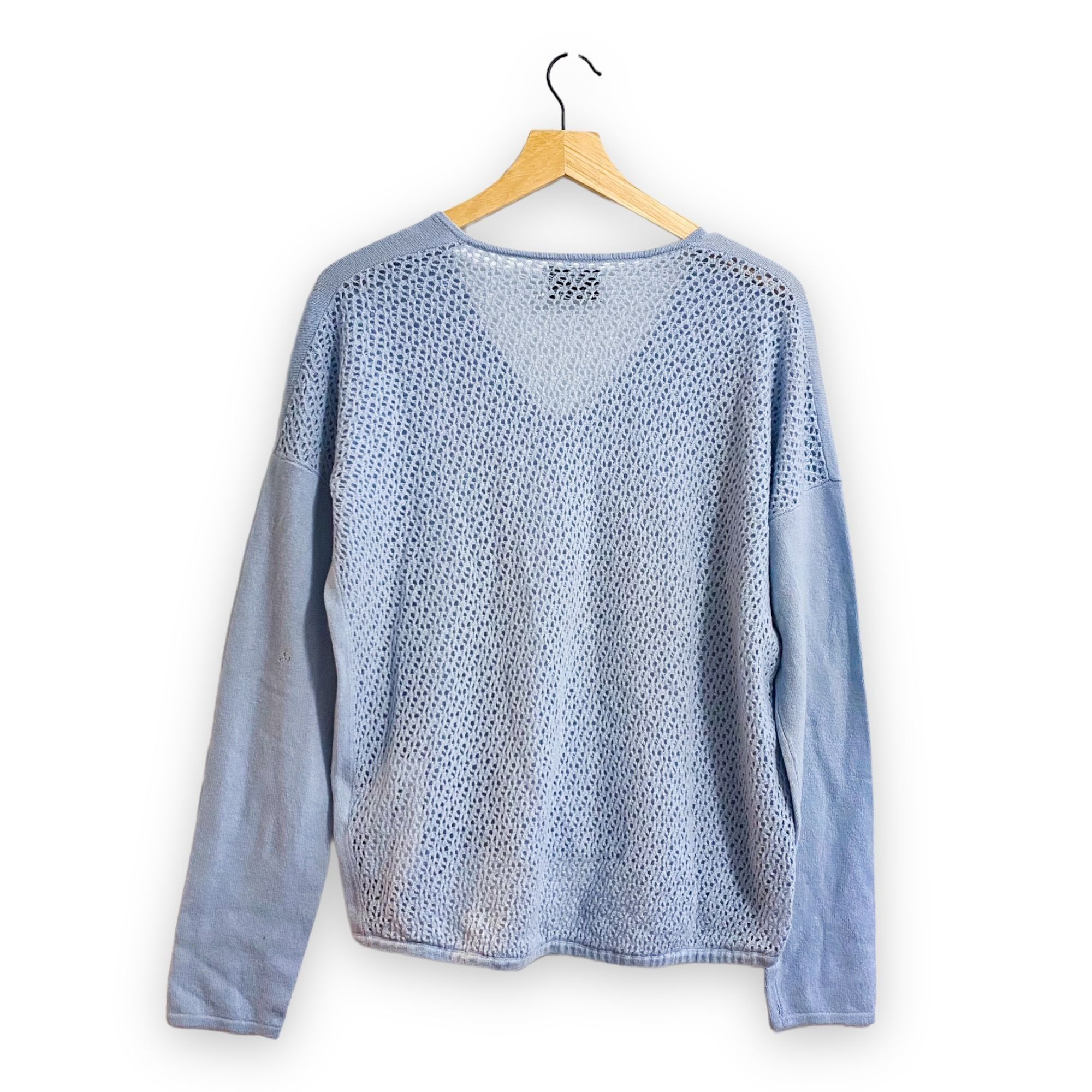 Allude Allude Cashmere Blue V Neck Sweater with Open Weave back Size M / US 6-8 / IT 42-44 - 2 Thumbnail