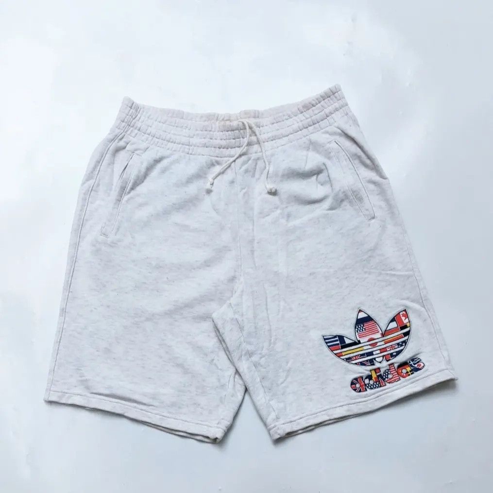 Adidas × Vintage Vintage 90s Adidas Big Logo Spell Out Sweat Pants Shorts Size US 32 / EU 48 - 1 Thumbnail