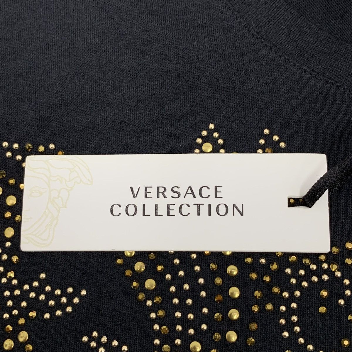 Versace Versace Black Pattern Beaded Cotton Crew Neck T-shirt K26WX Size US S / EU 44-46 / 1 - 6 Thumbnail