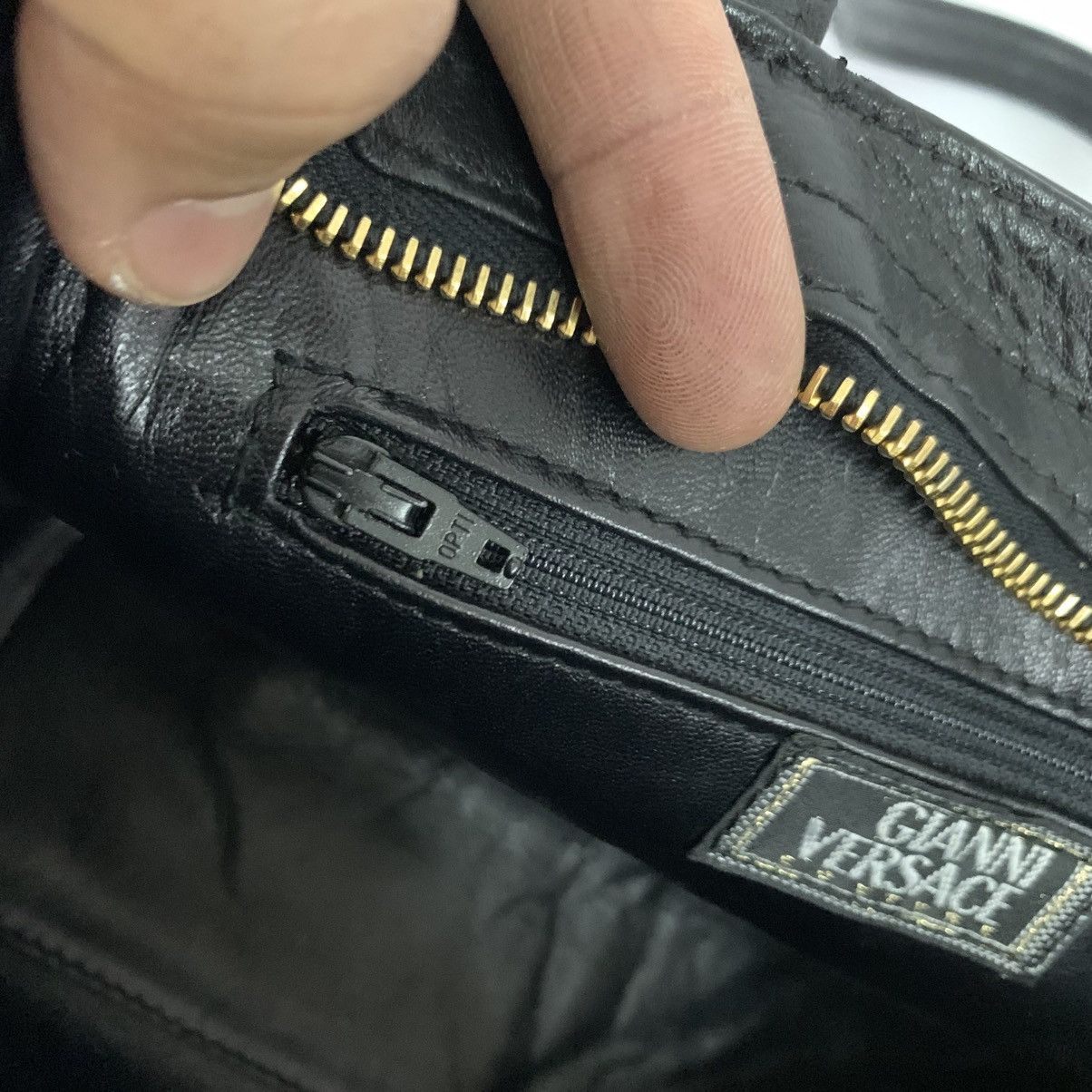 Versace Gianni Versace Medusa Shoulder Bag Size ONE SIZE - 19 Thumbnail
