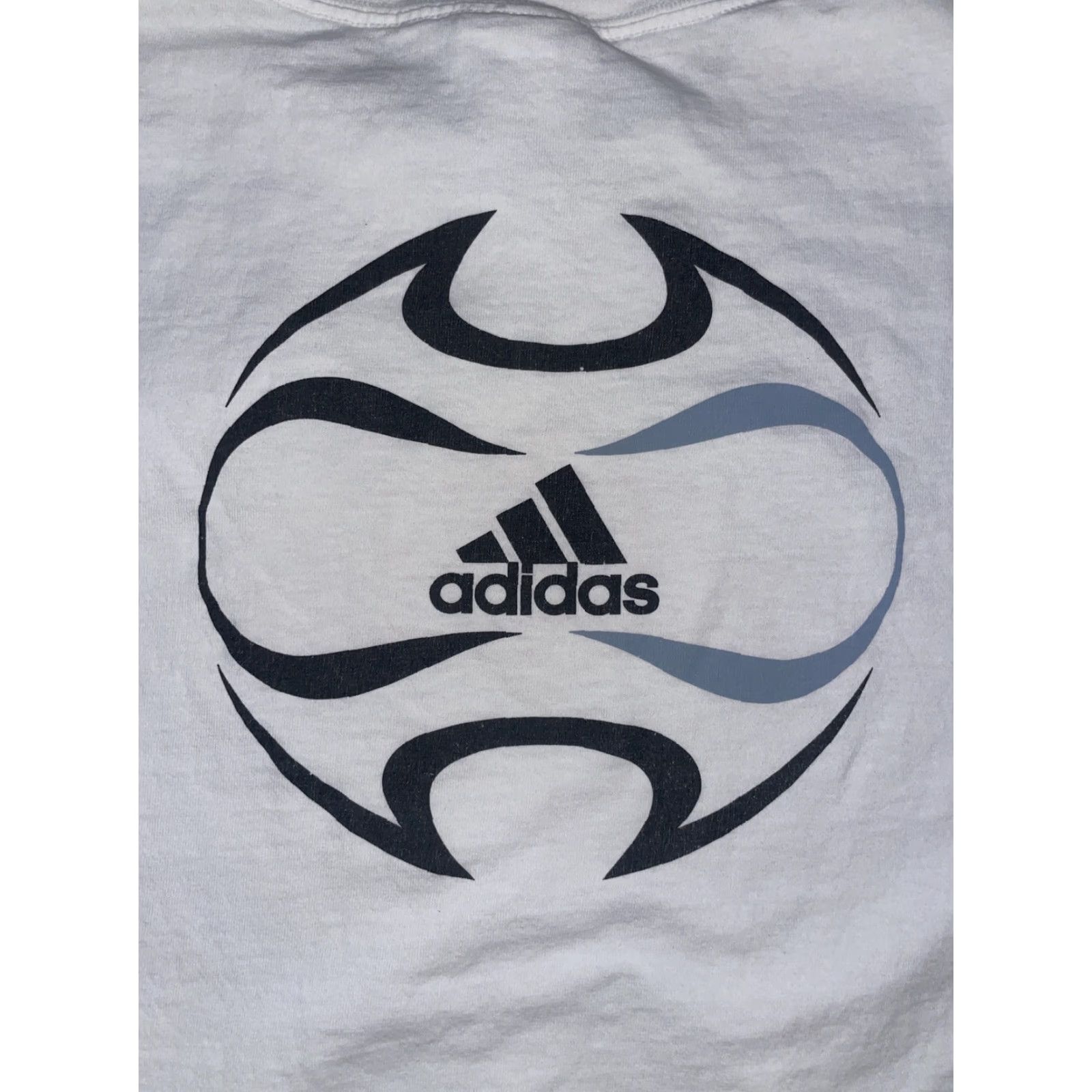 Adidas VINTAGE adidas Stamped FC Soccer T-Shirt White L Mens Size US L / EU 52-54 / 3 - 6 Thumbnail