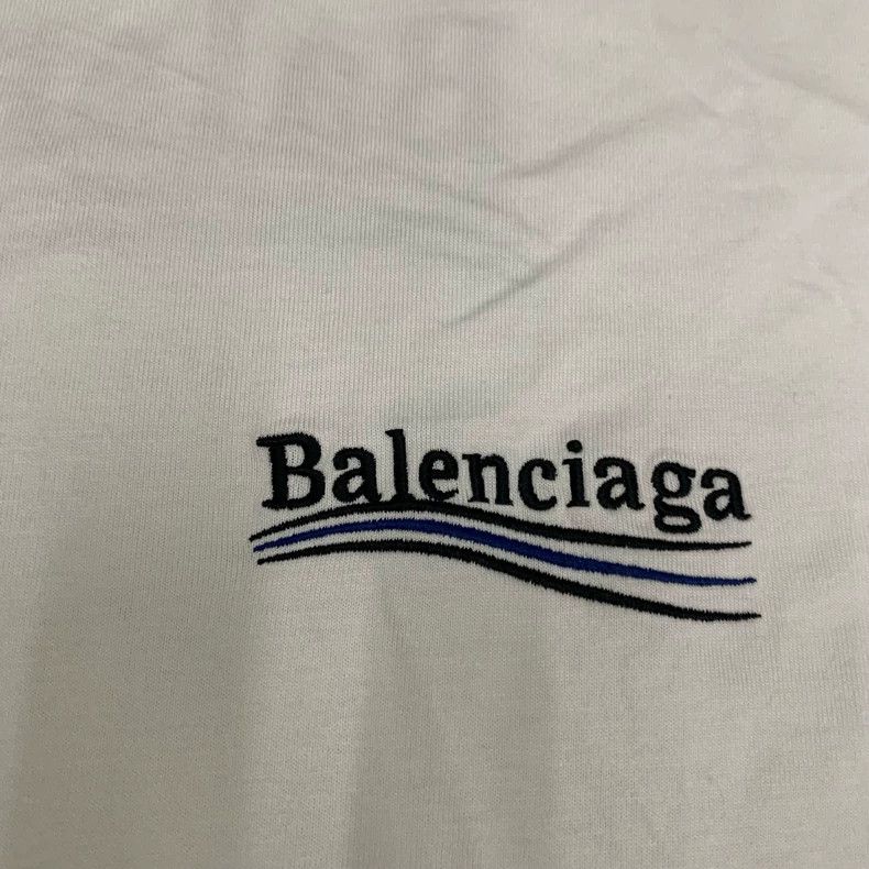 Balenciaga Balenciaga Beige cola embroidered short sleeve Size US S / EU 44-46 / 1 - 8 Thumbnail