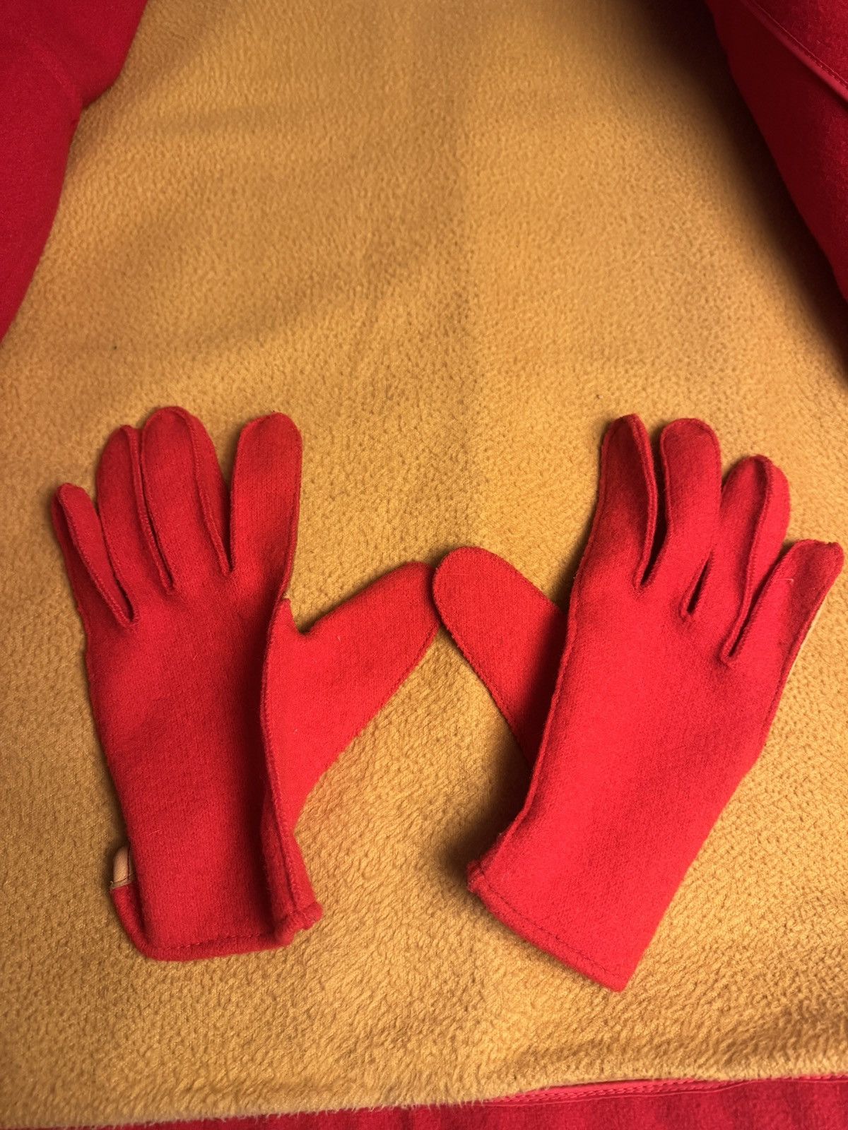 Other Vintage 60/70s Melton Red Wool Jacket with Gloves Size US L / EU 52-54 / 3 - 8 Thumbnail