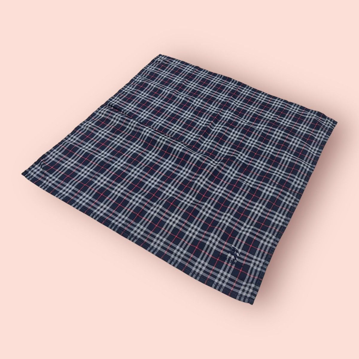 Burberry × Designer ICONIC BURBERRY BLACK LABEL PLAID NOVA CHECK HANDKERCHIEF Size ONE SIZE - 6 Thumbnail