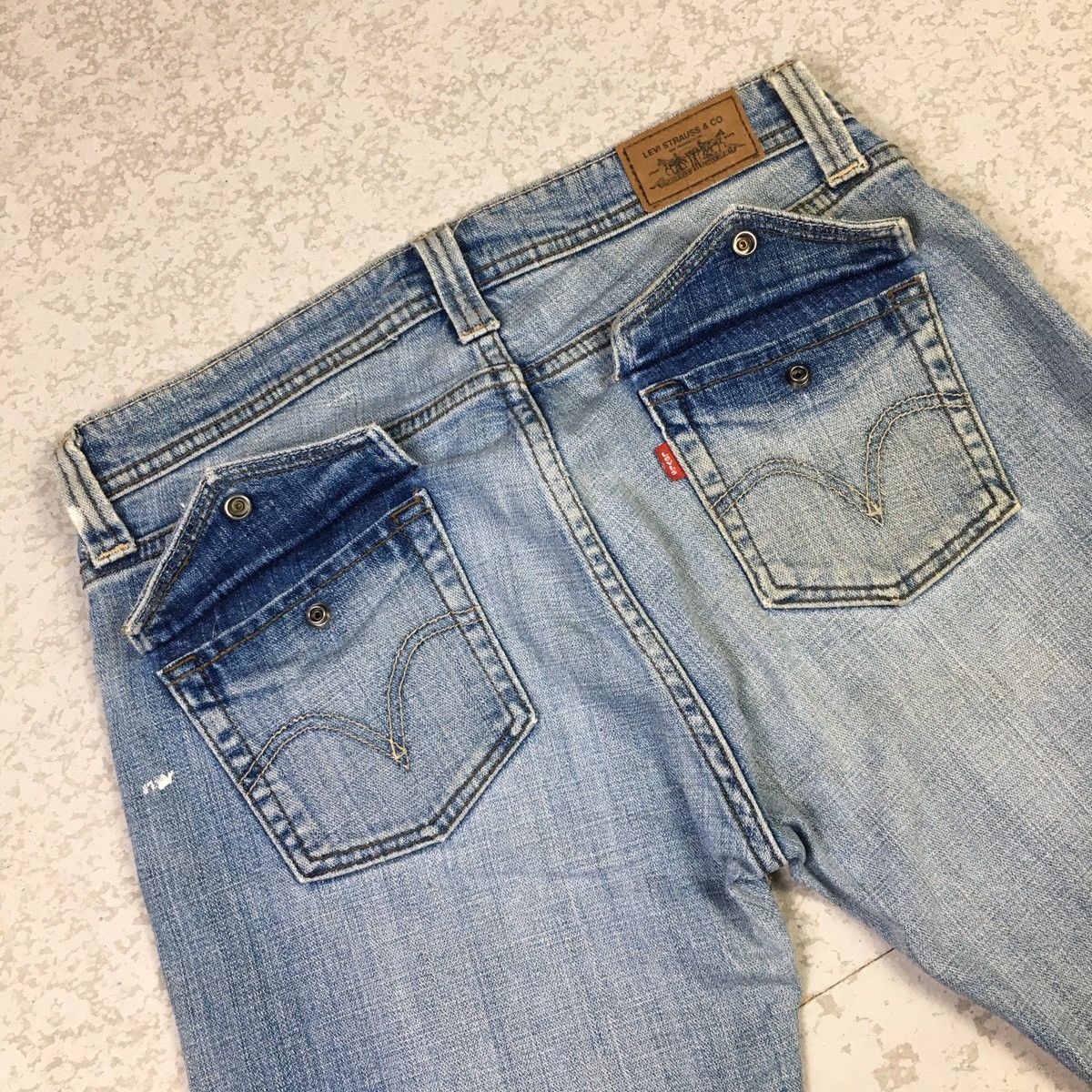 If Six Was Nine Levis 542 Low Flare Washed Blue Vintage Y2K Denim Size US 33 - 8 Thumbnail
