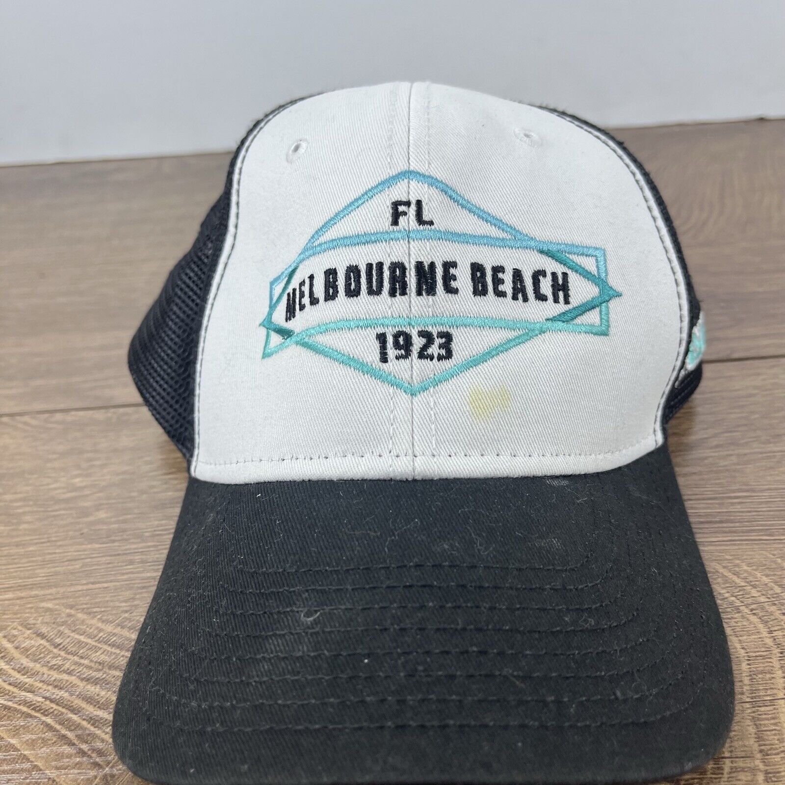 Other Melbourne Beach Florida Hat 1923 White Snapback Adjustable W Size ONE SIZE - 4 Thumbnail