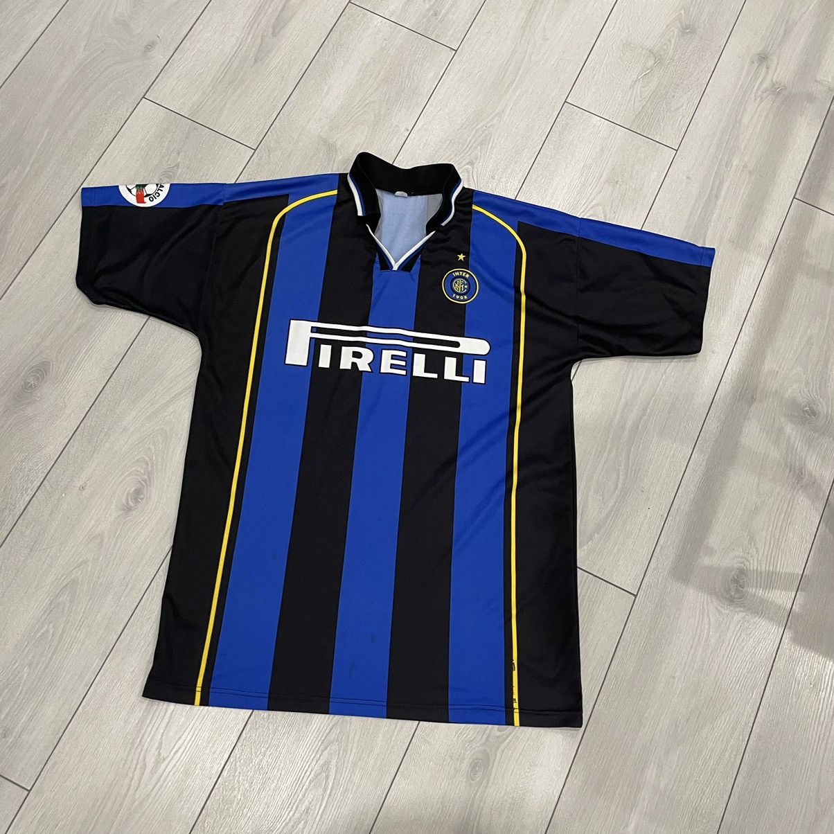 Pirelli Inter Milan 90s Kit Inter Milan 1995-96 Away Retro Soccer