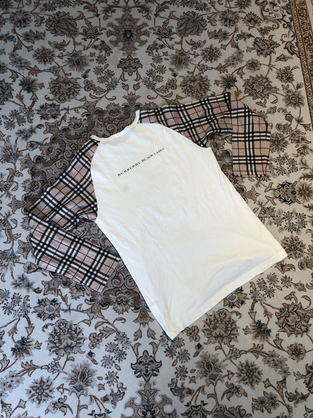 Burberry JAPAN BURBERRY NOVACHECK LONG SLEEVE TEES Size US S / EU 44-46 / 1 - 9 Thumbnail
