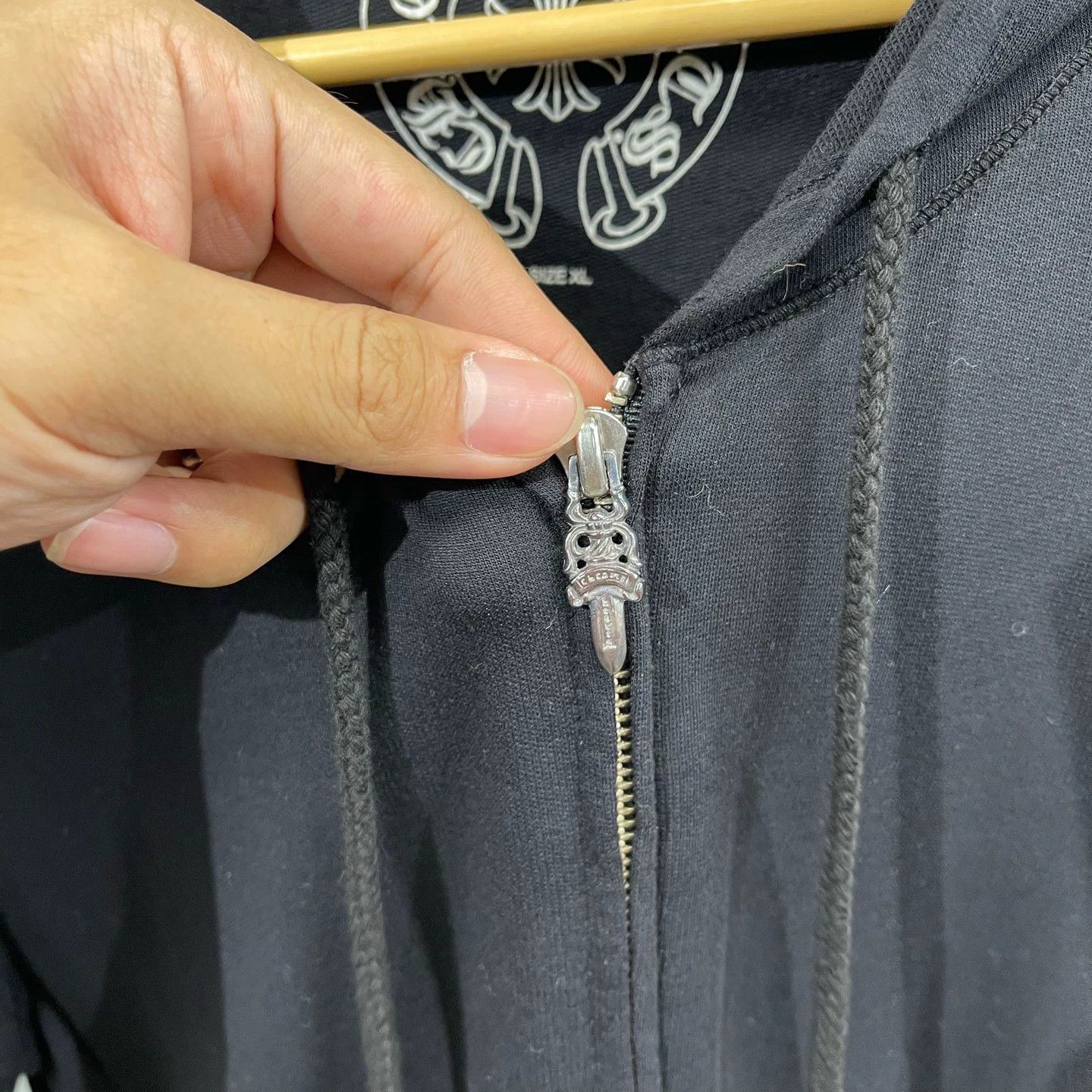 Chrome Hearts Chrome Hearts Black Broken Sword Vine Silver Buckle Jacket XL Size XL / US 12-14 / IT 48-50 - 4 Thumbnail