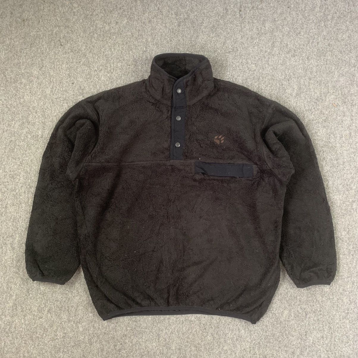 image of Jack Wolfskins x Vintage Jack Wolfskin Polartec Pullover Fleece Sweaters in Black (Size Medium)