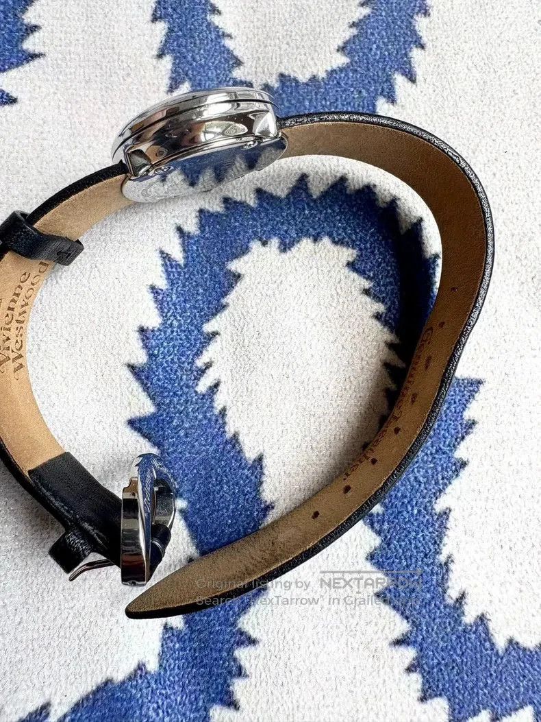 Vivienne Westwood Vivienne Westwood Crystal Saturn Watch . Size ONE SIZE - 9 Thumbnail