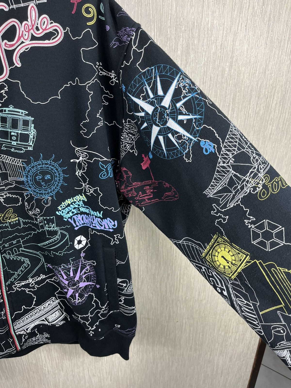 Southpole Vintage South Pole y2k all over print full zip hoodie baggy Size US XL / EU 56 / 4 - 12 Thumbnail