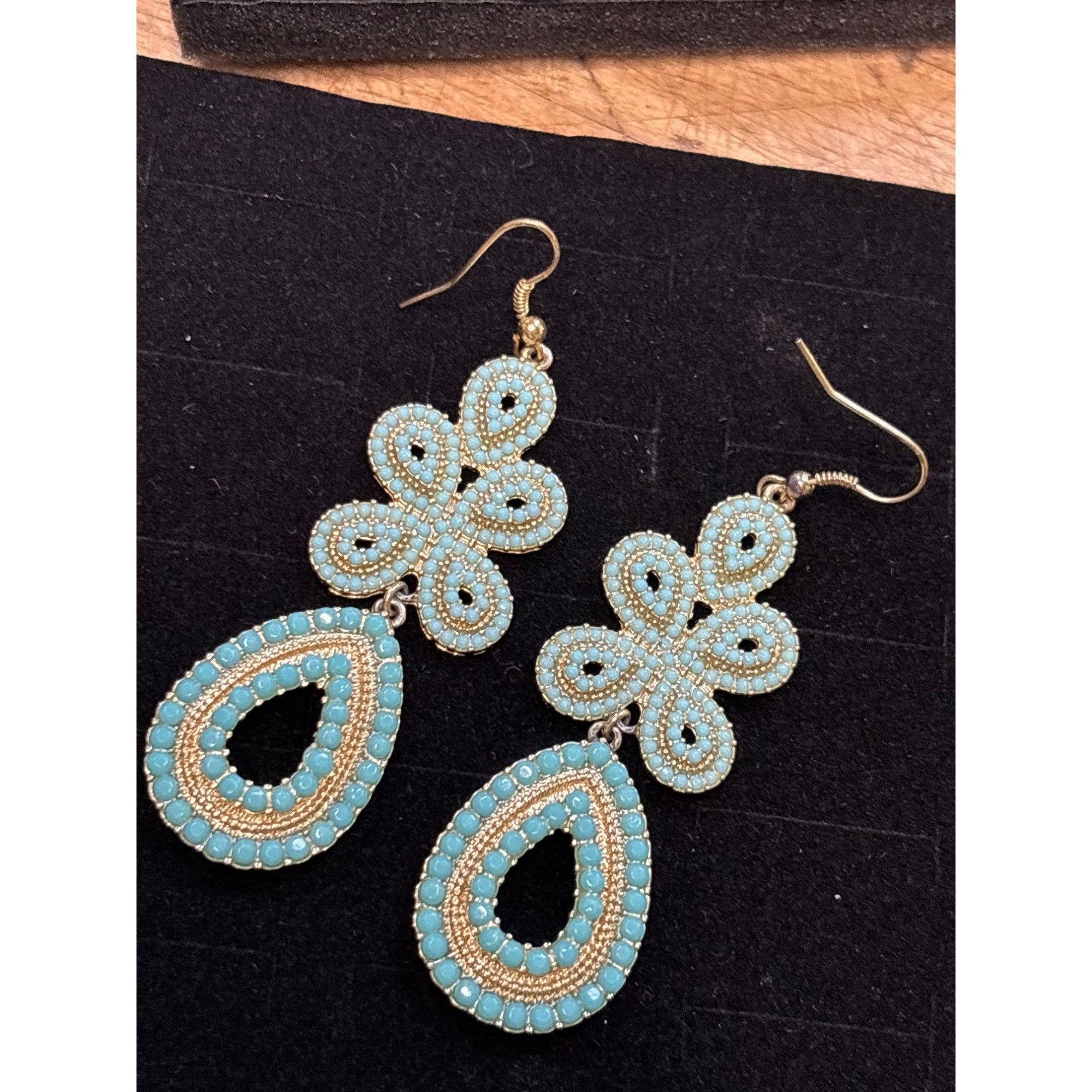 Other Stella & Dot Beaded Turquoise Teardrop & Floral Dangle Earri Size ONE SIZE - 6 Thumbnail