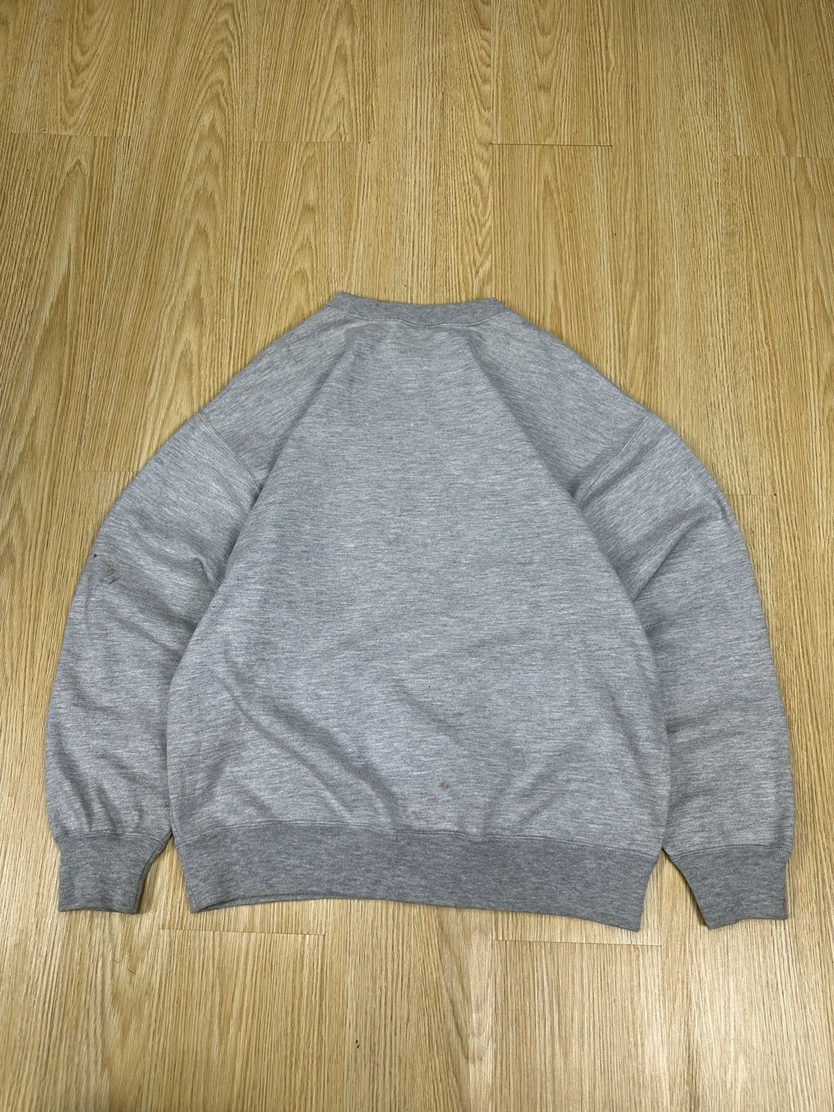 NCAA Vintage NCAA by Descente Crewneck Z239 Size US L / EU 52-54 / 3 - 6 Thumbnail
