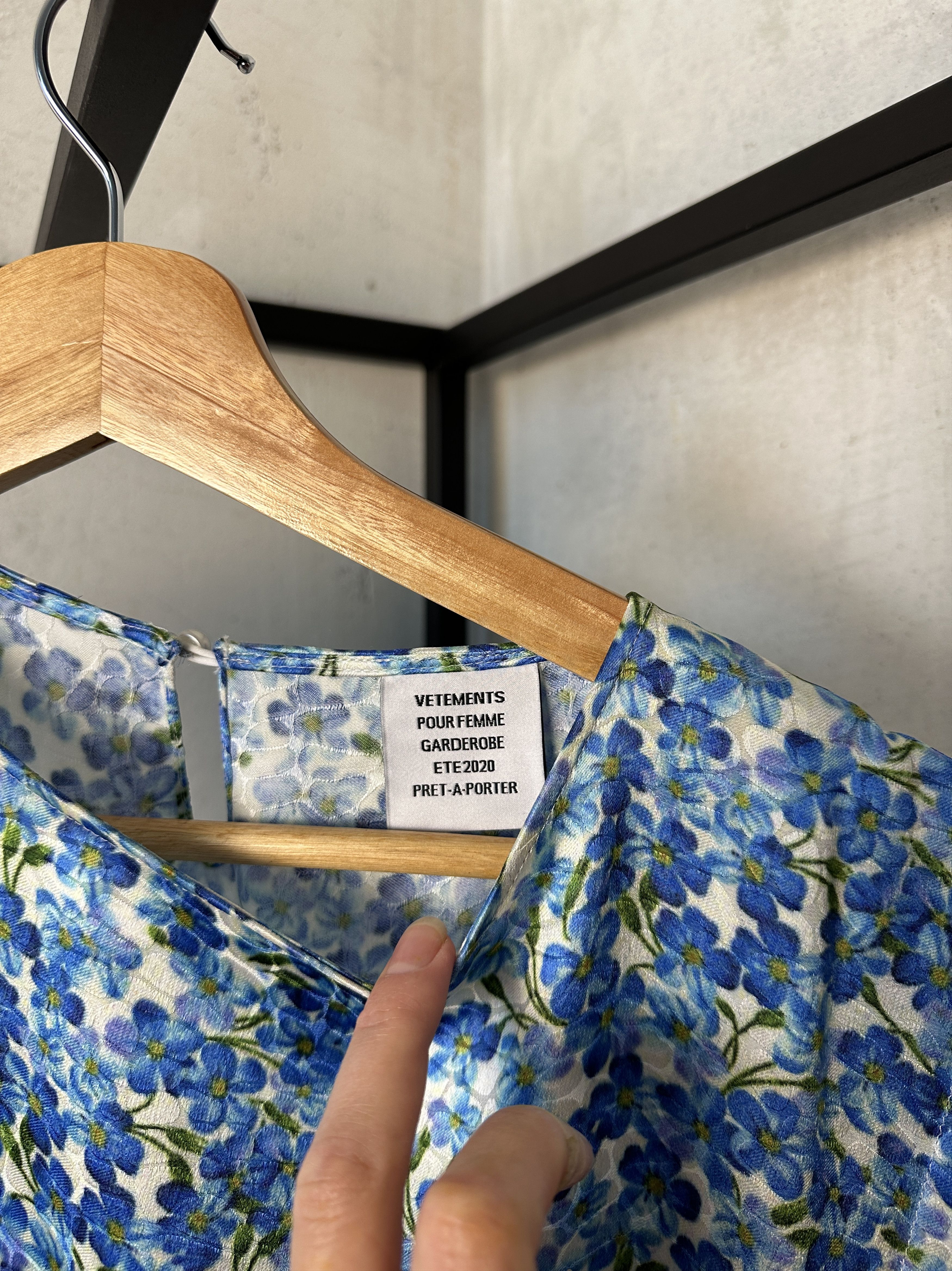 Vetements Vetements SS20 Floral Maxi Dress Size XS / US 0-2 / IT 36-38 - 3 Thumbnail