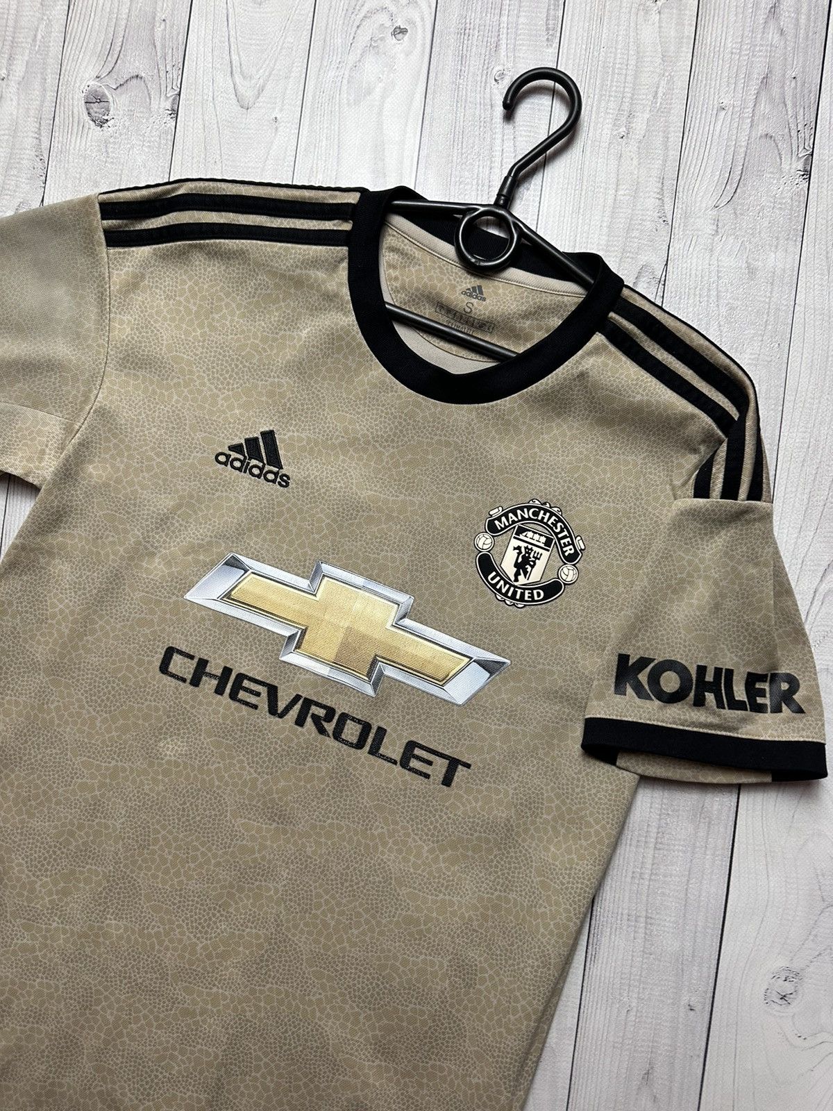 Vintage Manchester United Soccer jersey adidas gold snake S