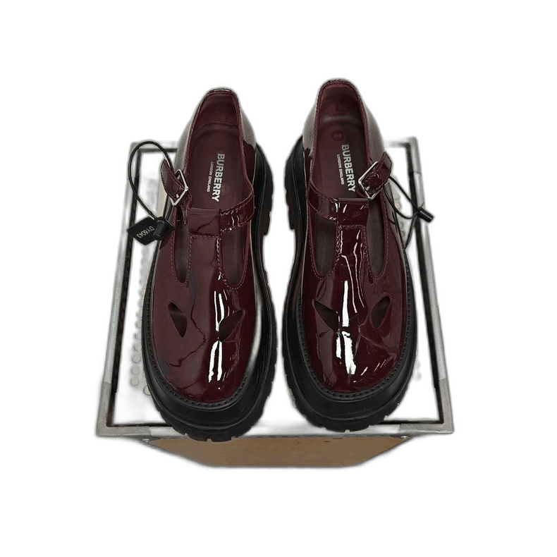 Burberry Burberry Burgundy Patent Princess Style Shoes Size US 8 / IT 38 - 1 Thumbnail