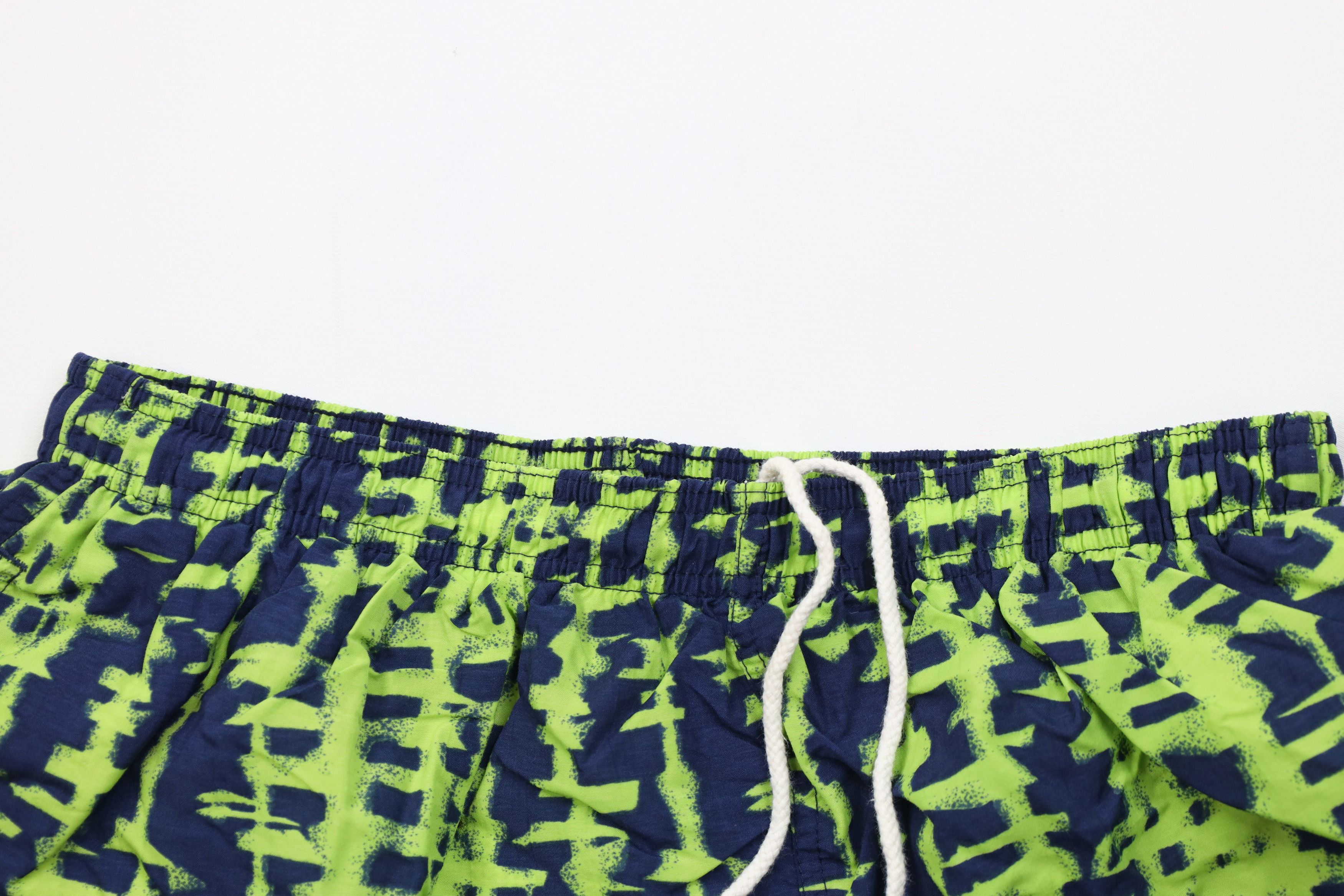 Starter Vintage 90s Starter Seahawks Above Knee Shorts Swim Trunks Size US 34 / EU 50 - 2 Thumbnail