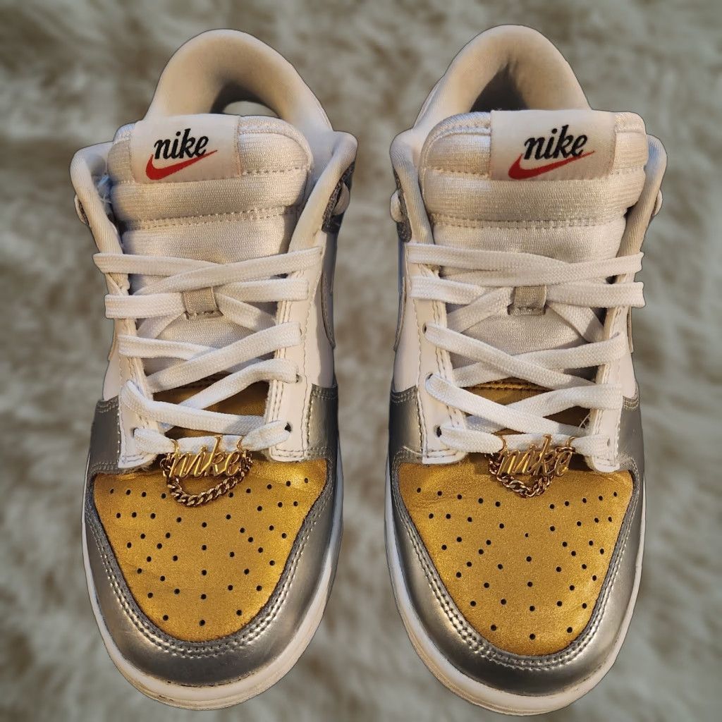 Nike VINTAGE Nike Dunk Low Heirloom Womens 7 White Gold Silver Chain Deubrae DH4403-700 Size ONE SIZE - 1 Thumbnail
