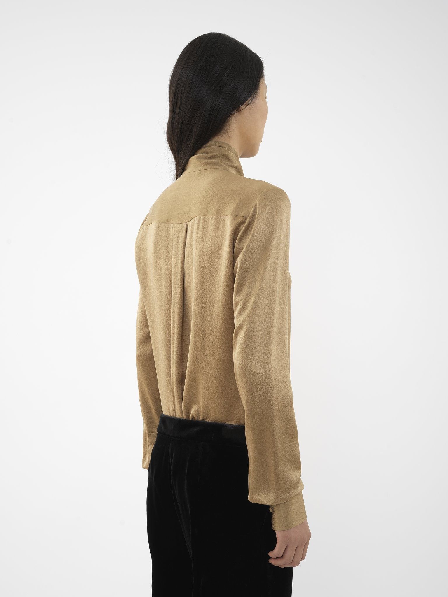Chloe o1loc1c0325 CHC24 Lavallière Blouse in Safari Khaki Size M / US 6-8 / IT 42-44 - 4 Thumbnail