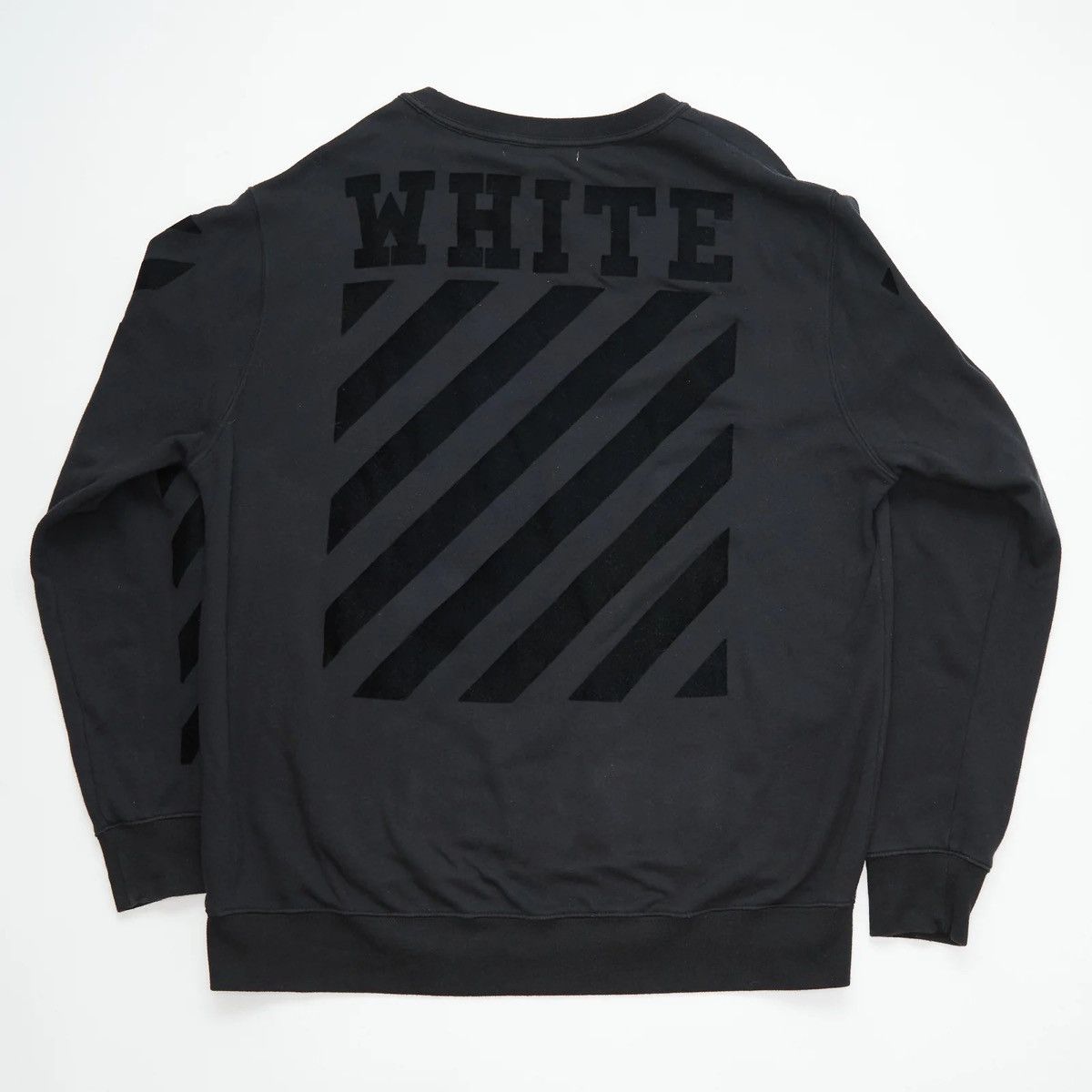Off-White OFF-WHITE BLACK VELVET TONE ON TONE CREWNECK Size US XL / EU 56 / 4 - 2 Thumbnail