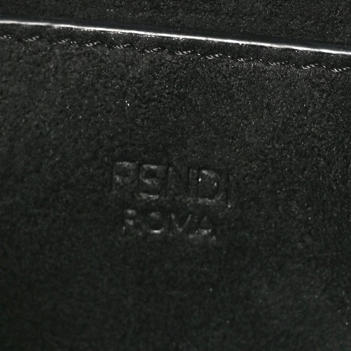 Fendi o1B3y1r0426 Size: OS / Flap Shoulder Bag in Black Size ONE SIZE - 4 Thumbnail