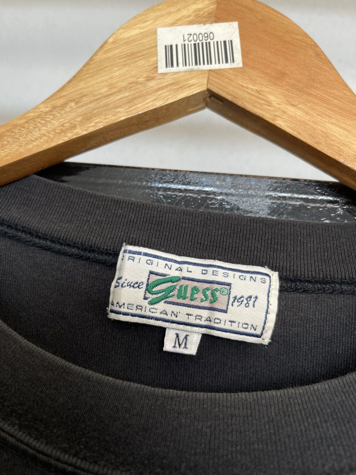 Guess Vintage Archive Guess Big Logo Size US M / EU 48-50 / 2 - 3 Thumbnail