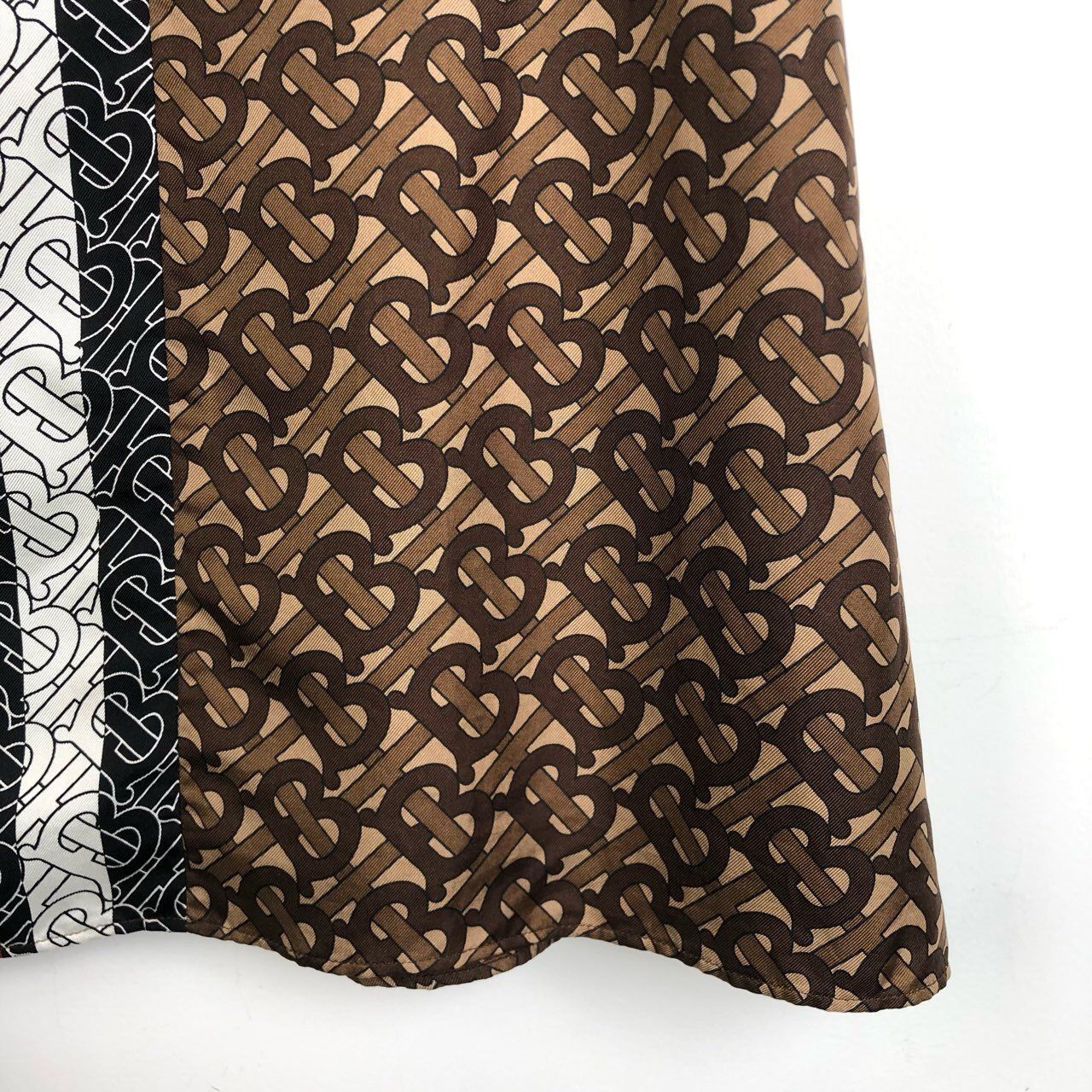 Burberry [Burberry] Striped Check Jacquard Midi Skirt 36/XS Size 36" / US 14 / IT 50 - 5 Thumbnail
