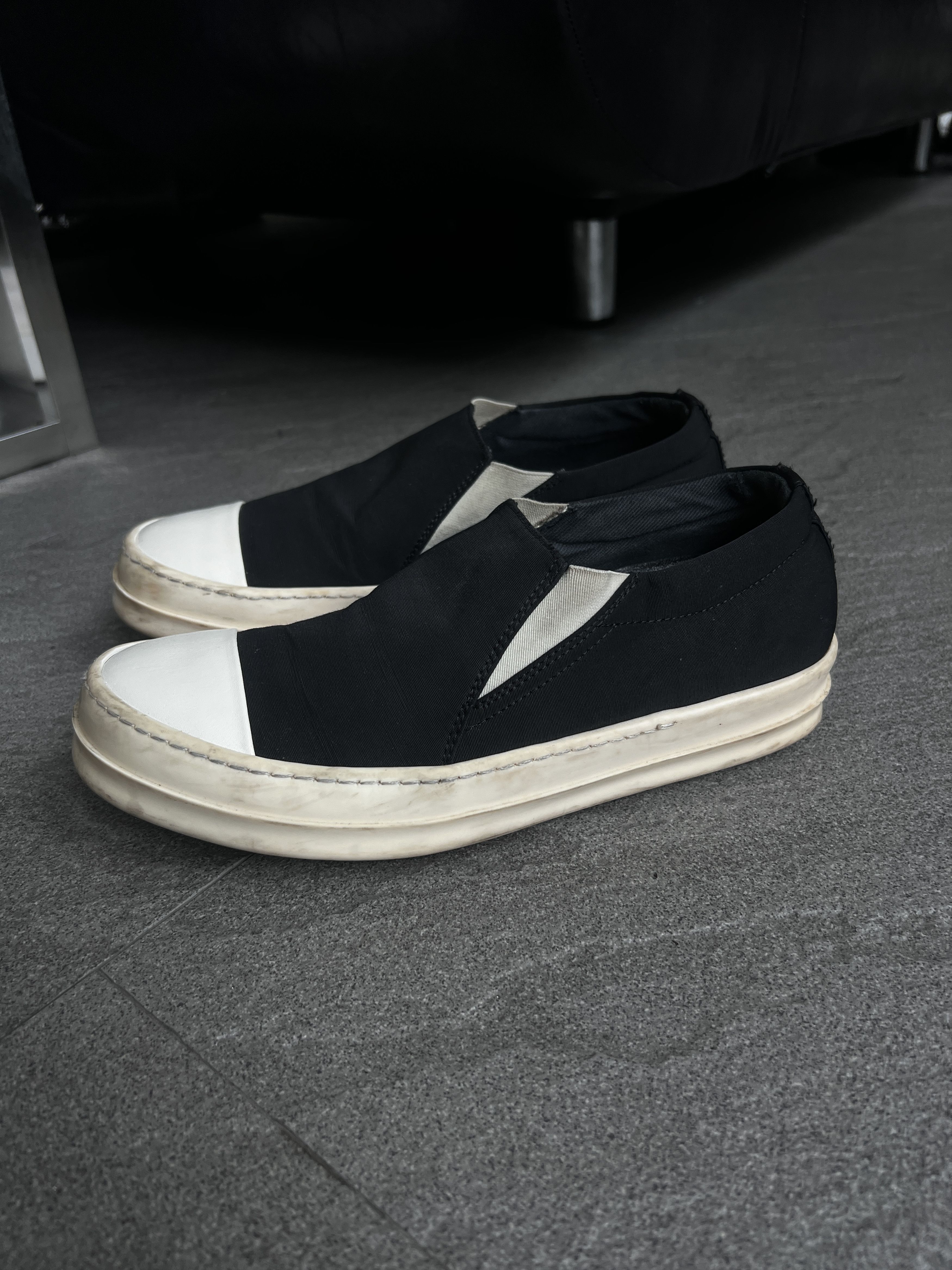 Rick Owens Drkshdw Rick Owens DRKSHDW Slip On Sneakers EU39.5 Size US 6.5 / EU 39-40 - 1 Thumbnail