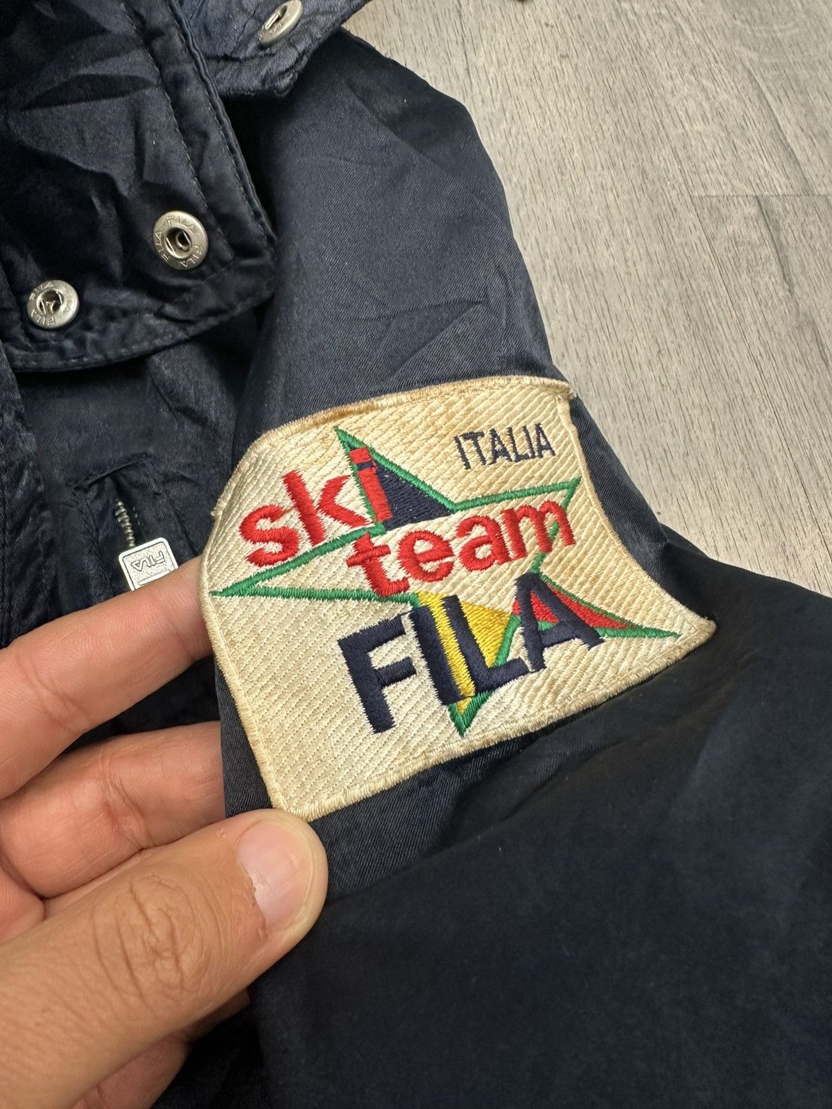 Fila Vintage FILA Snow White Women’s Ski Jacket — fur Back — 90s Size M / US 6-8 / IT 42-44 - 4 Thumbnail