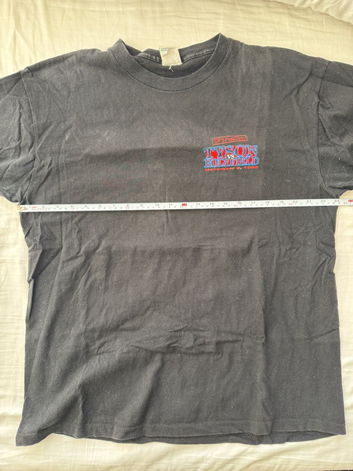 Vintage Vintage Mike Tyson vs Holyfield 1996 Shirt Mens XL MGM Black Size US XL / EU 56 / 4 - 5 Thumbnail