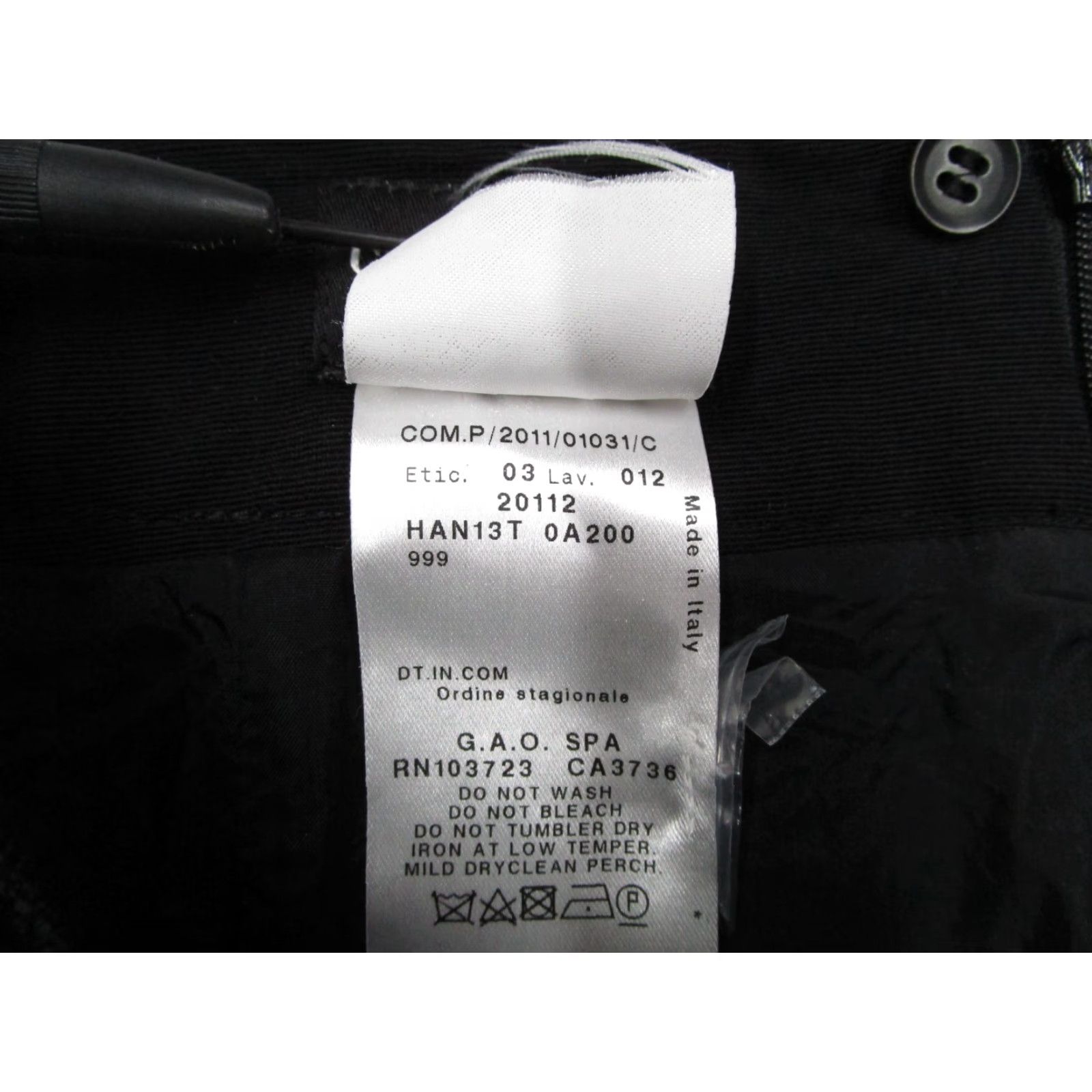 Giorgio Armani Giorgio Armani Skirt Women 40 Black Crushed Velvet Viscose Made in Italy Tailored A-Line Short Zip Logo Velvet Named City Holiday Theme (Mens, Womens) Size 27" / US 4 / IT 40 - 3 Thumbnail