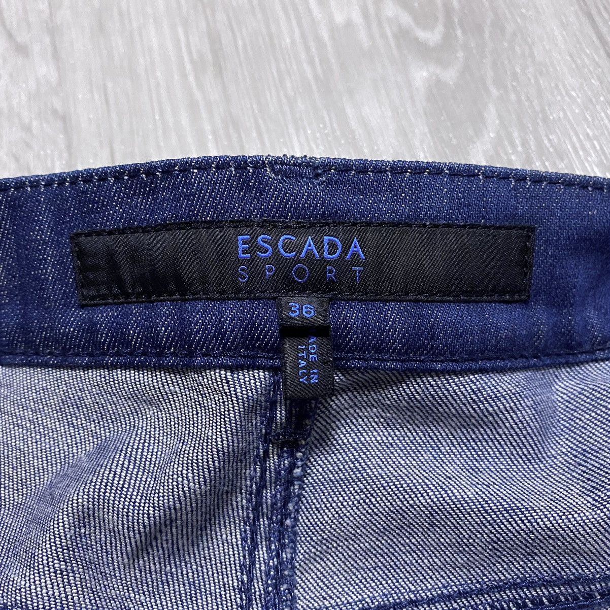 Escada Sport Women’s Escada Sport Navy Jeans Denim Embroidered Logo Tab Size 25" / US 0 / IT 36 - 10 Thumbnail