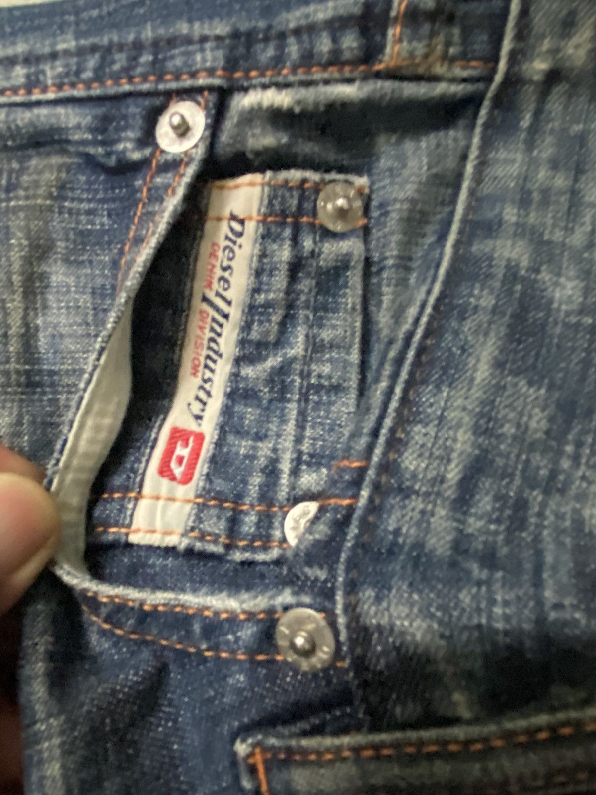 Diesel 2000S DIESEL INDUSTRY DENIM DIVISION FADED BOOTCUT JEANS Size 29" - 6 Thumbnail
