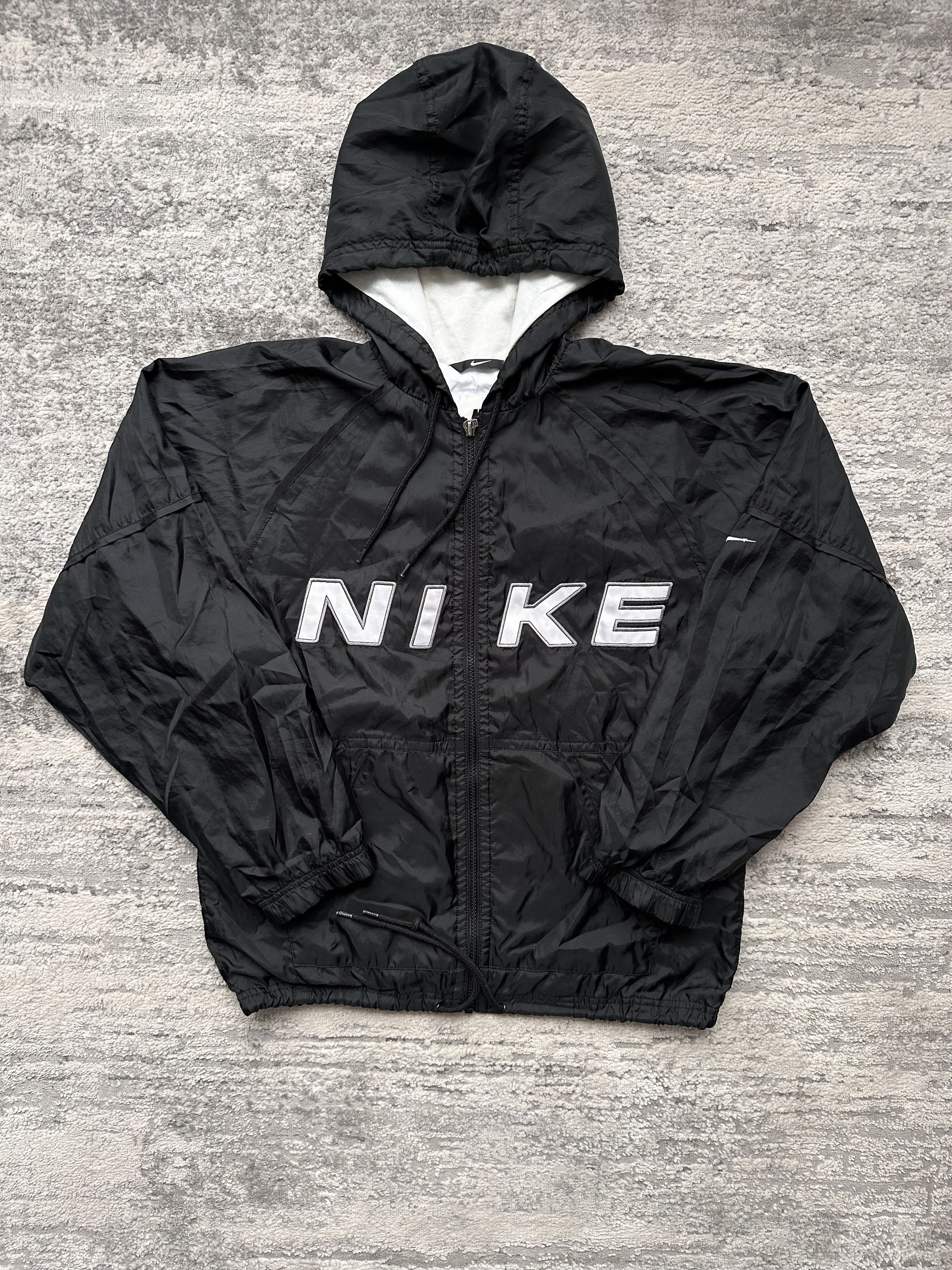 Nike Nike vintage jacket Size US S / EU 44-46 / 1 - 1 Thumbnail