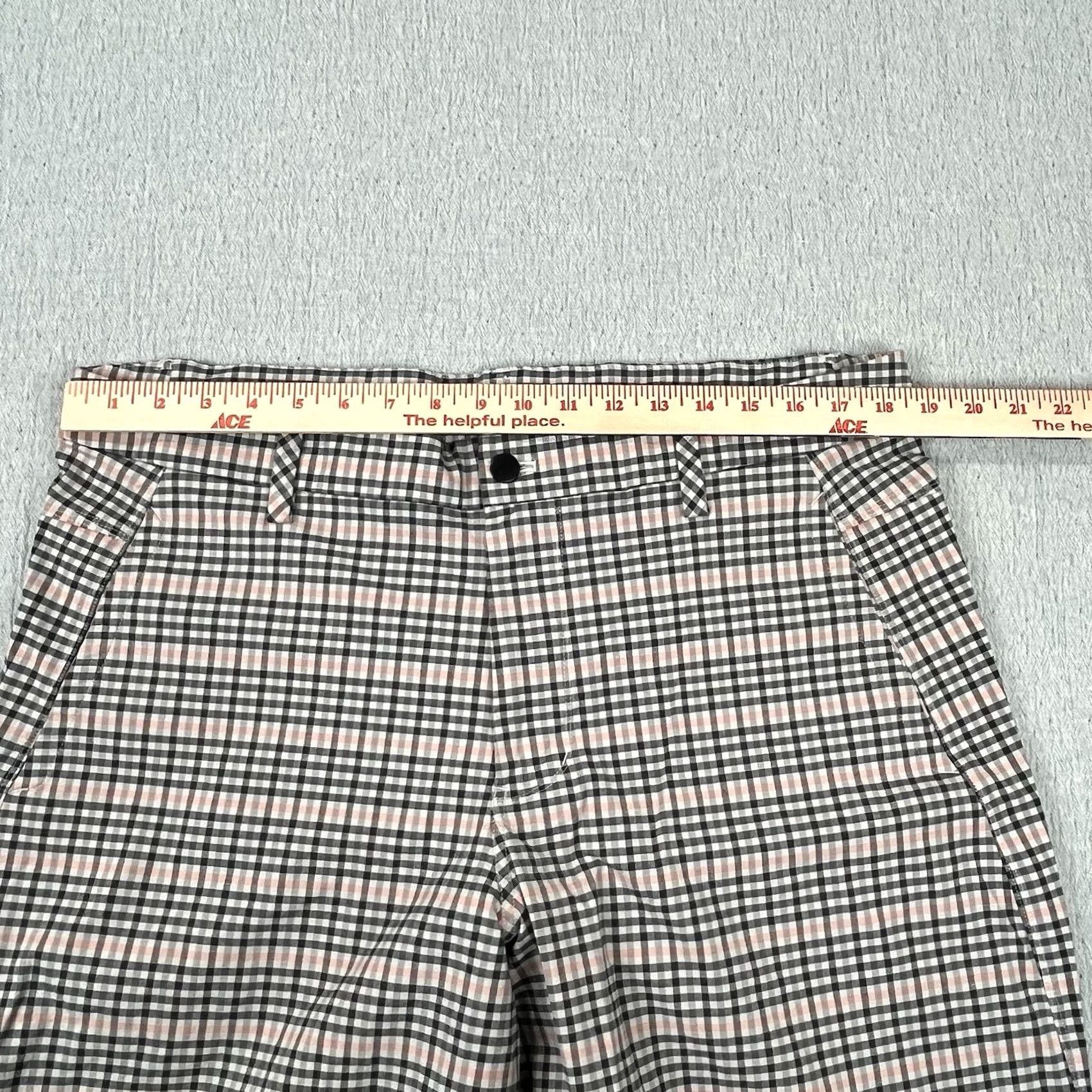 Lululemon Lululemon Shorts Mens 40 Plaid Zip Pocket Lightweight Athletic Performance Chino Multicolor Sports Outdoor 10in Inseam Mens Size US 40 / EU 56 - 4 Thumbnail
