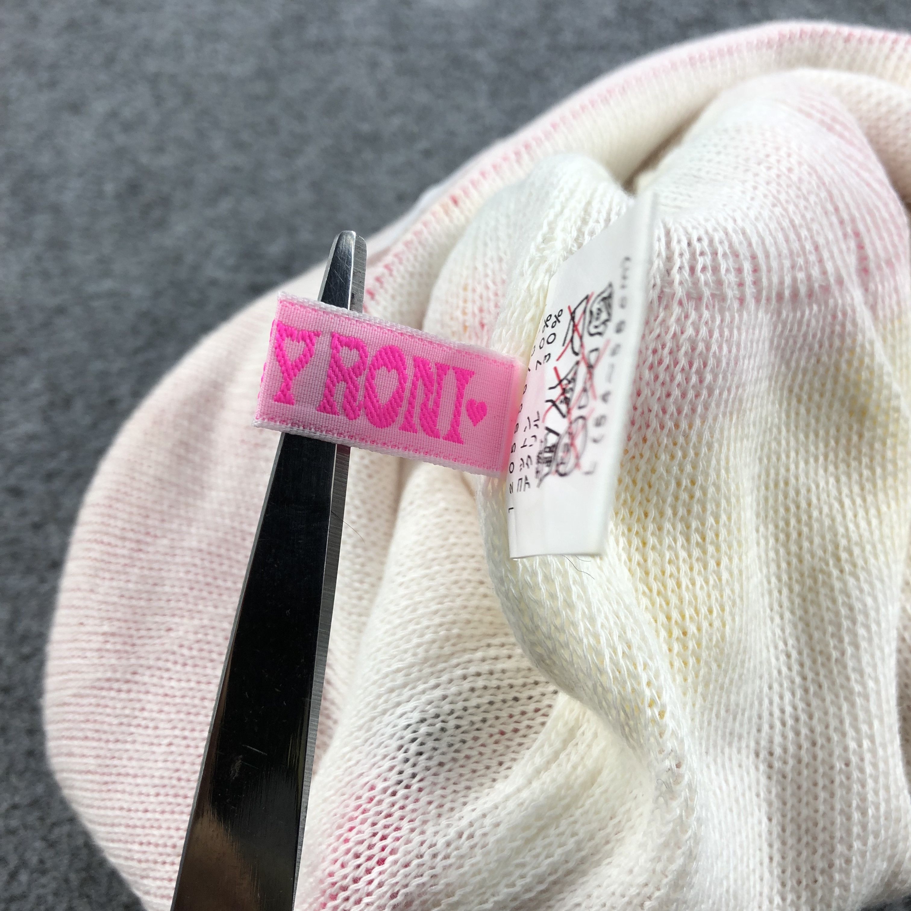 Vintage Bronz Roni Bobble Beanie Snowcap Snow Hat B269 Size ONE SIZE - 7 Thumbnail