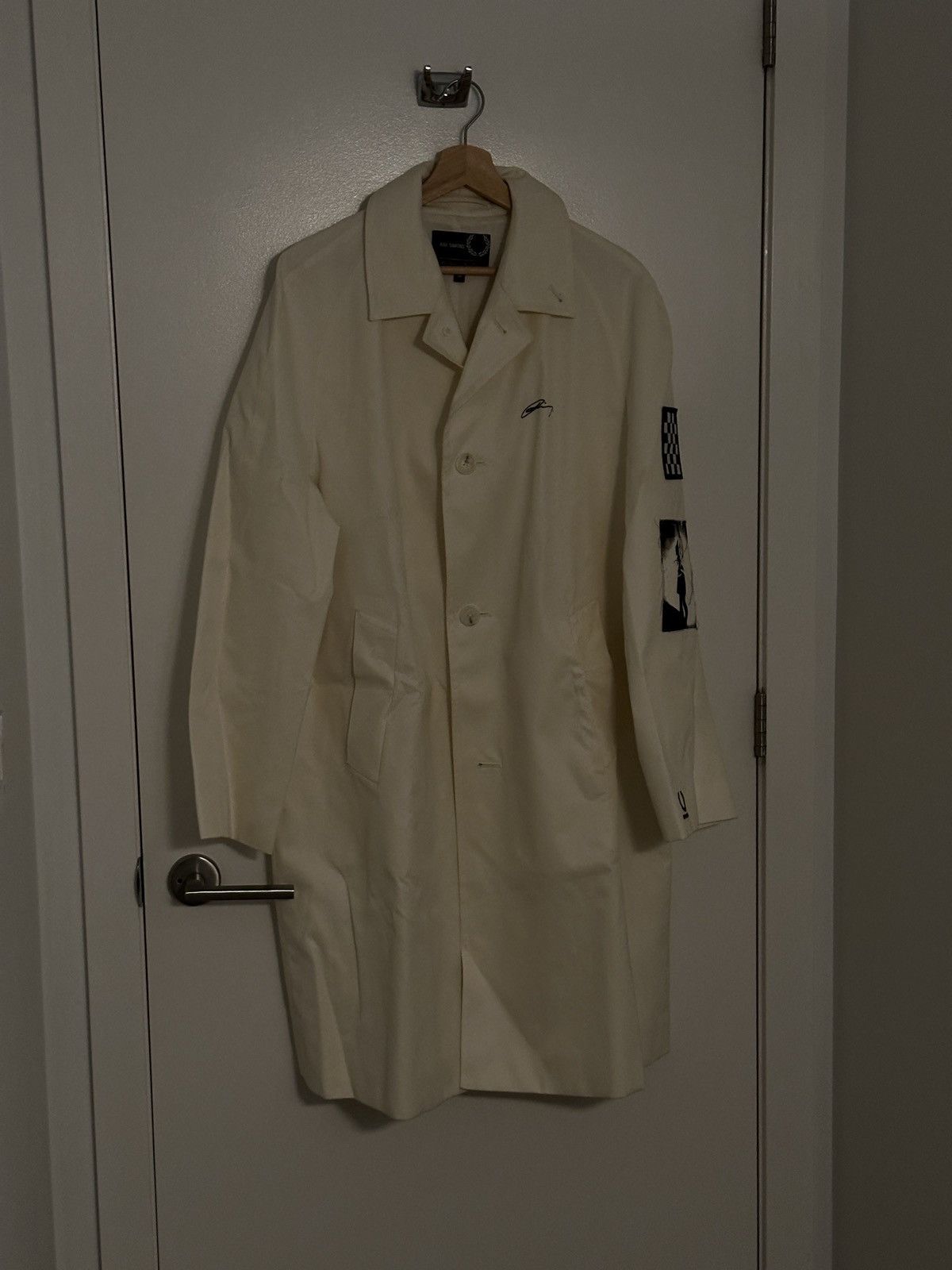 Fred Perry × Raf Simons Raf Simons x Fred Perry White Coat Size US M / EU 48-50 / 2 - 3 Thumbnail