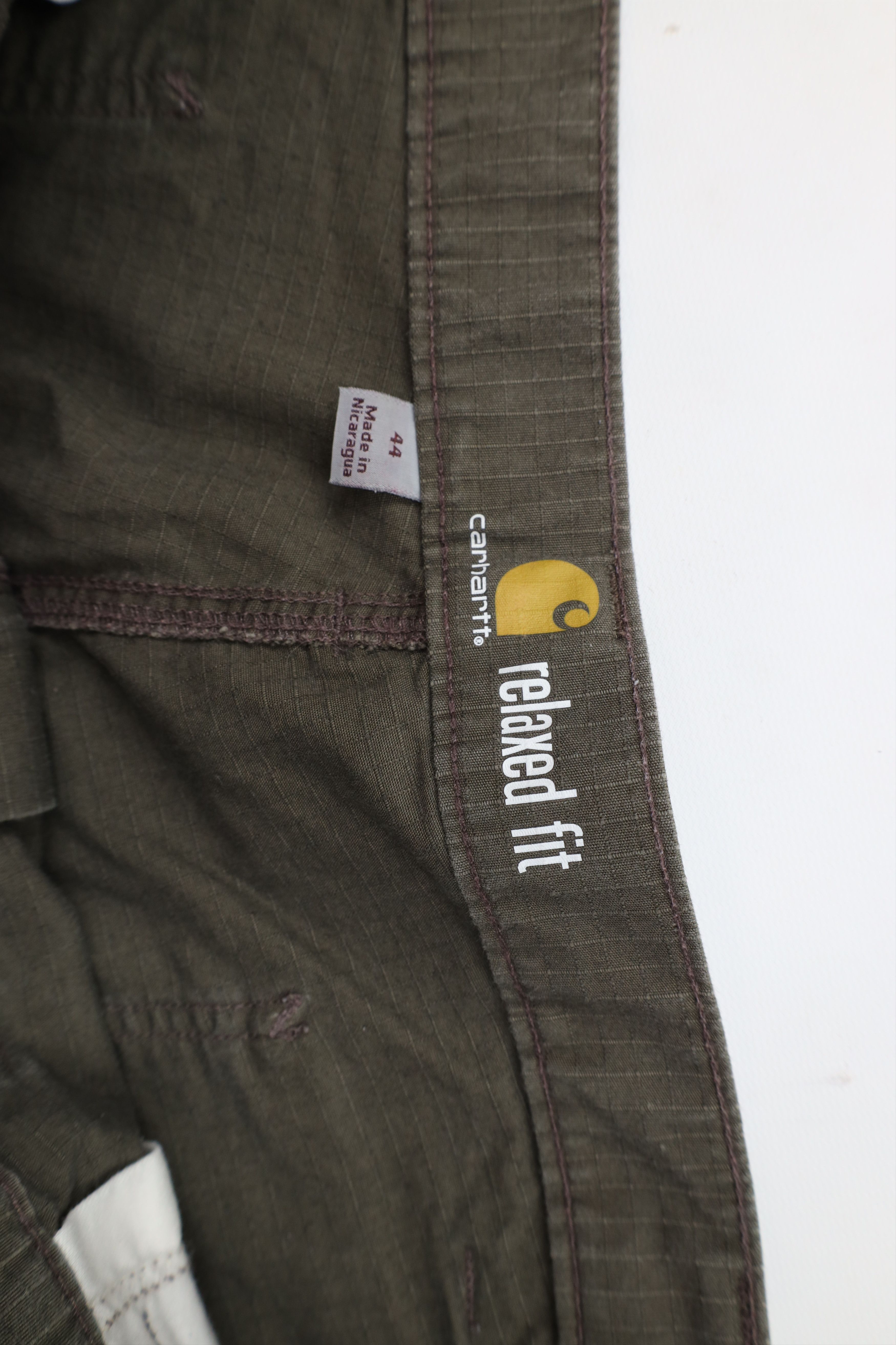 Carhartt × Vintage Vintage Y2K Carhartt Relaxed Fit Ripstop Cargo Shorts Green Size US 44 / EU 60 - 7 Thumbnail